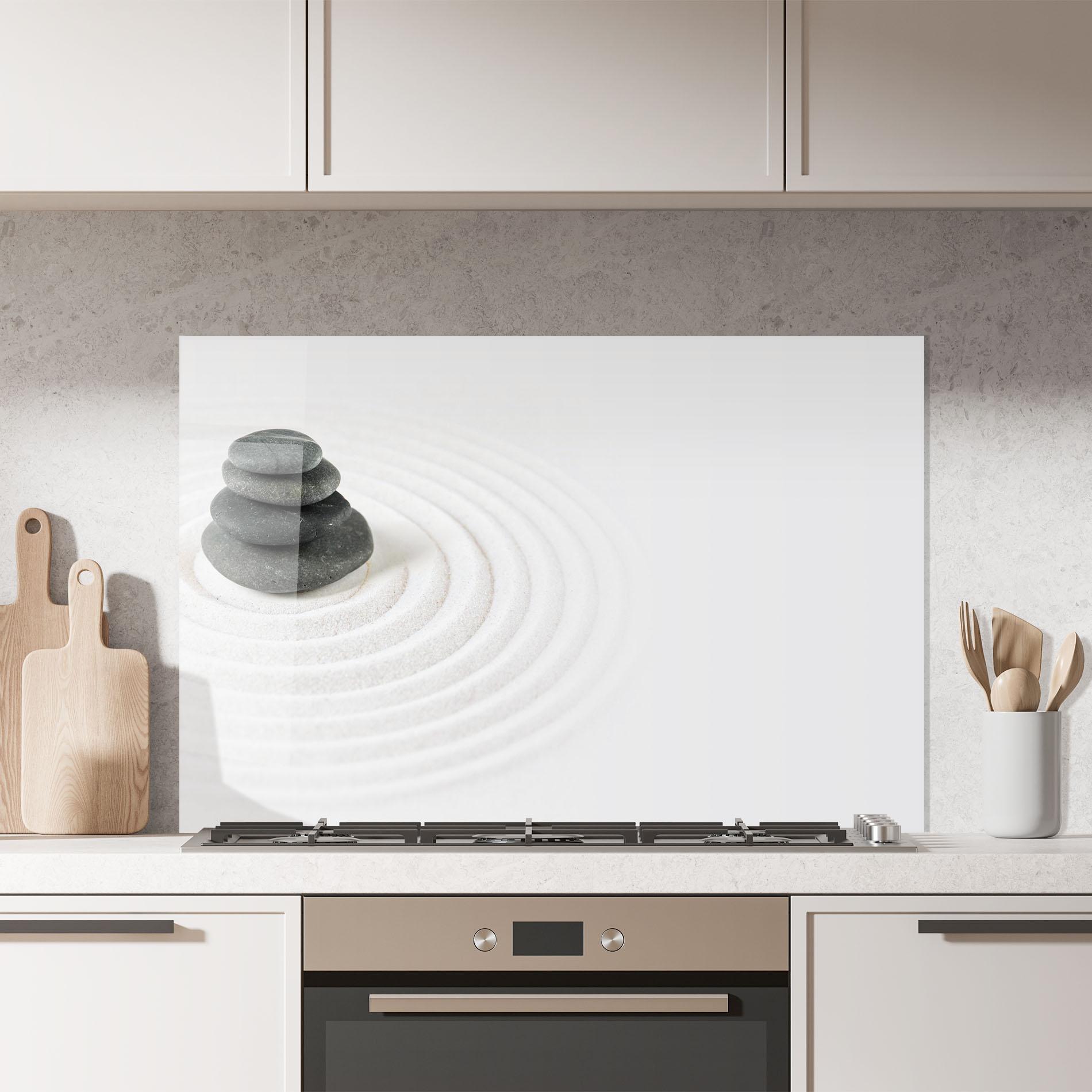 Küchenrückwand Glas Black Stones Sand mockup 7