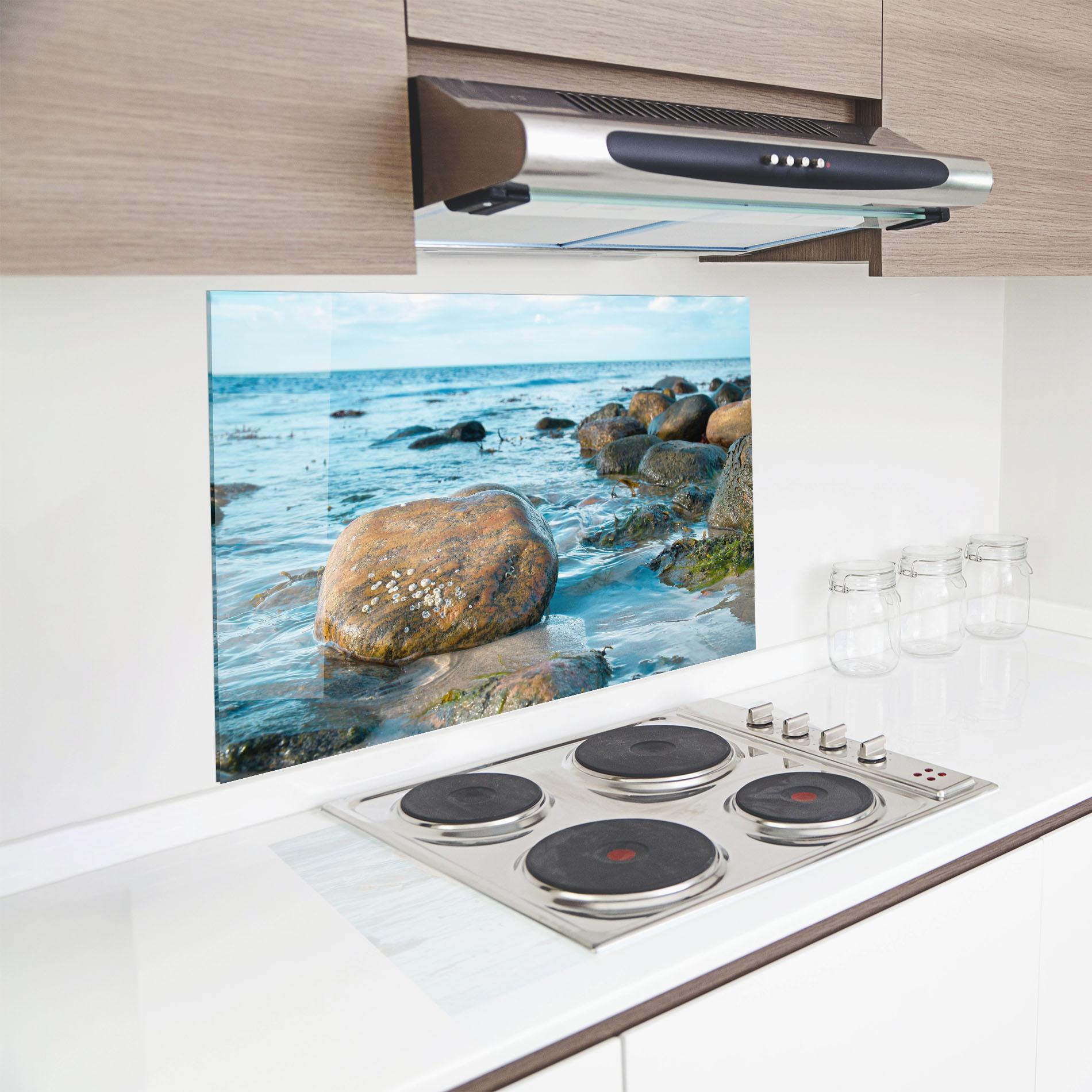 Küchenrückwand Glas Beach Stones mockup 8