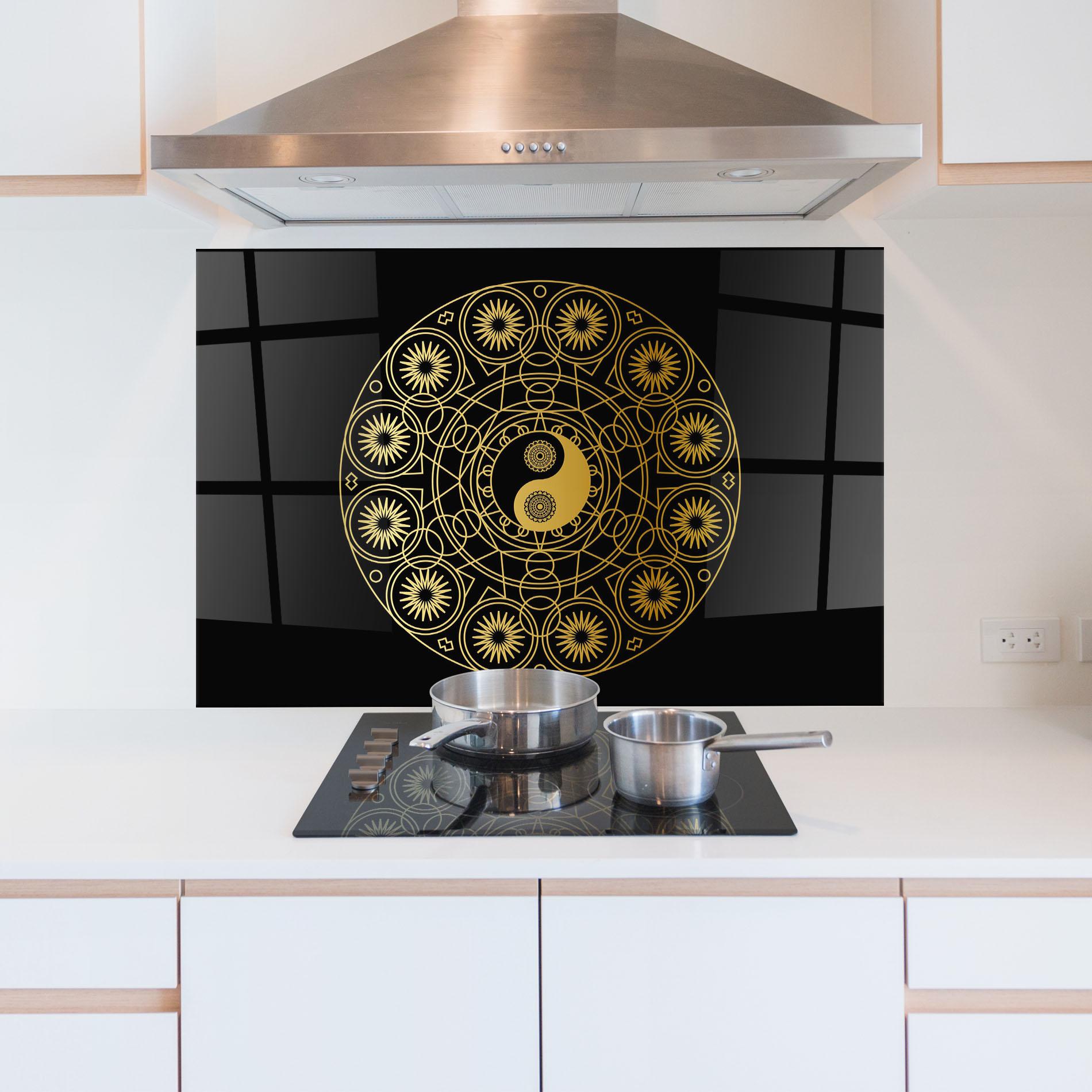 Küchenrückwand Glas Gold Meditation Mandala mockup 5