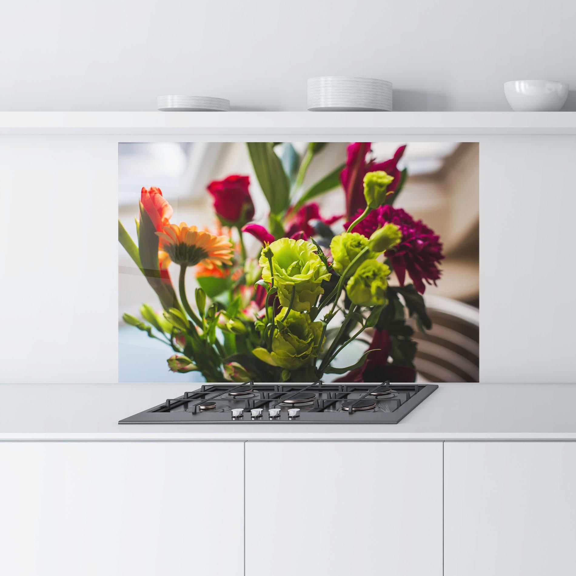 Küchenrückwand Glas Green Flowers Bouquet mockup 9