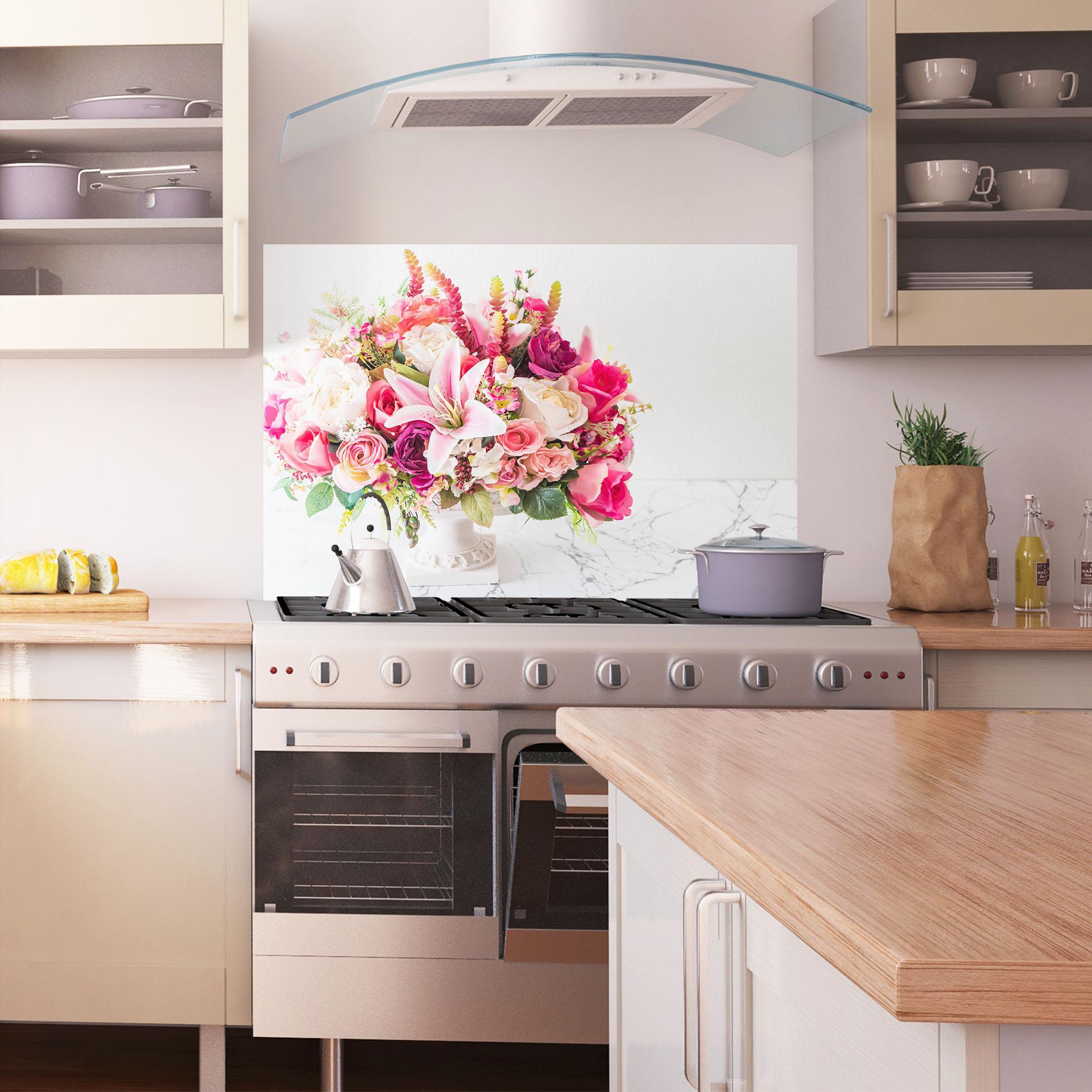 Küchenrückwand Glas Bouquet Flowers Vase mockup 1