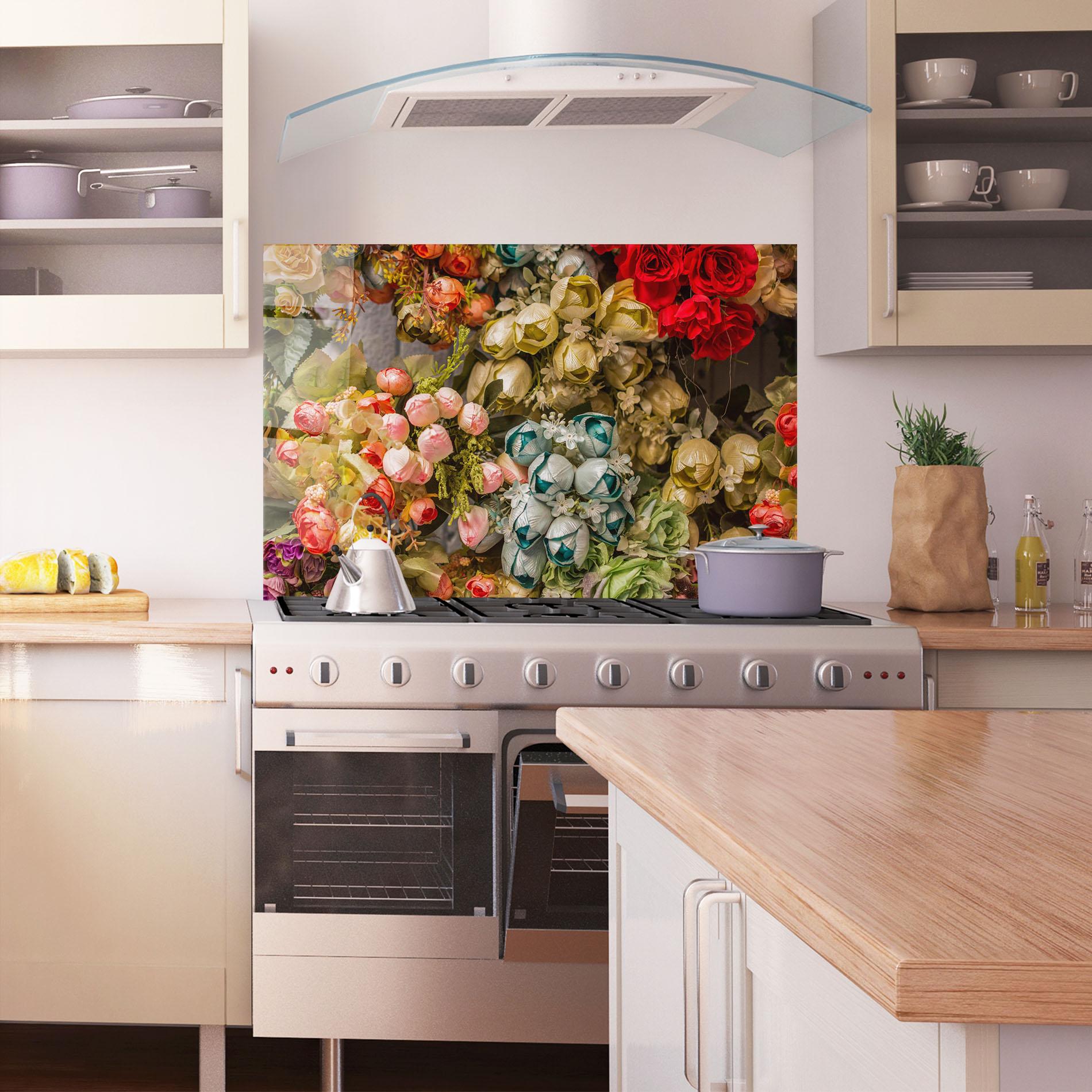 Küchenrückwand Glas Fake Flowers Wall mockup 1