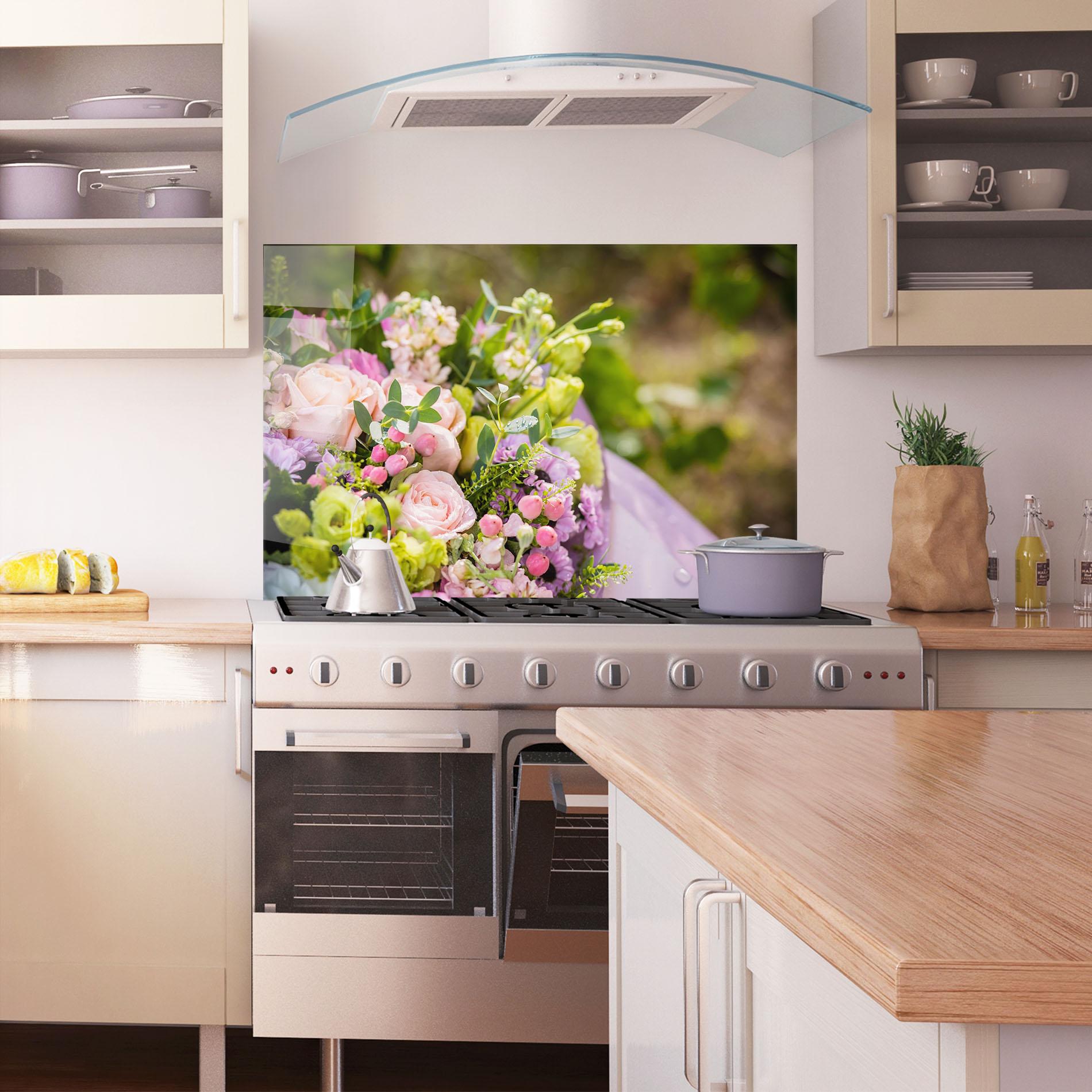 Küchenrückwand Glas Green Pink Bouquet mockup 1