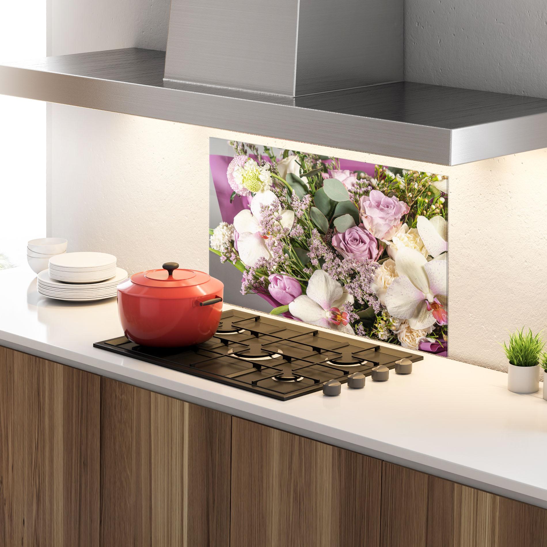 Küchenrückwand Glas Cute Purple Bouquet mockup 4