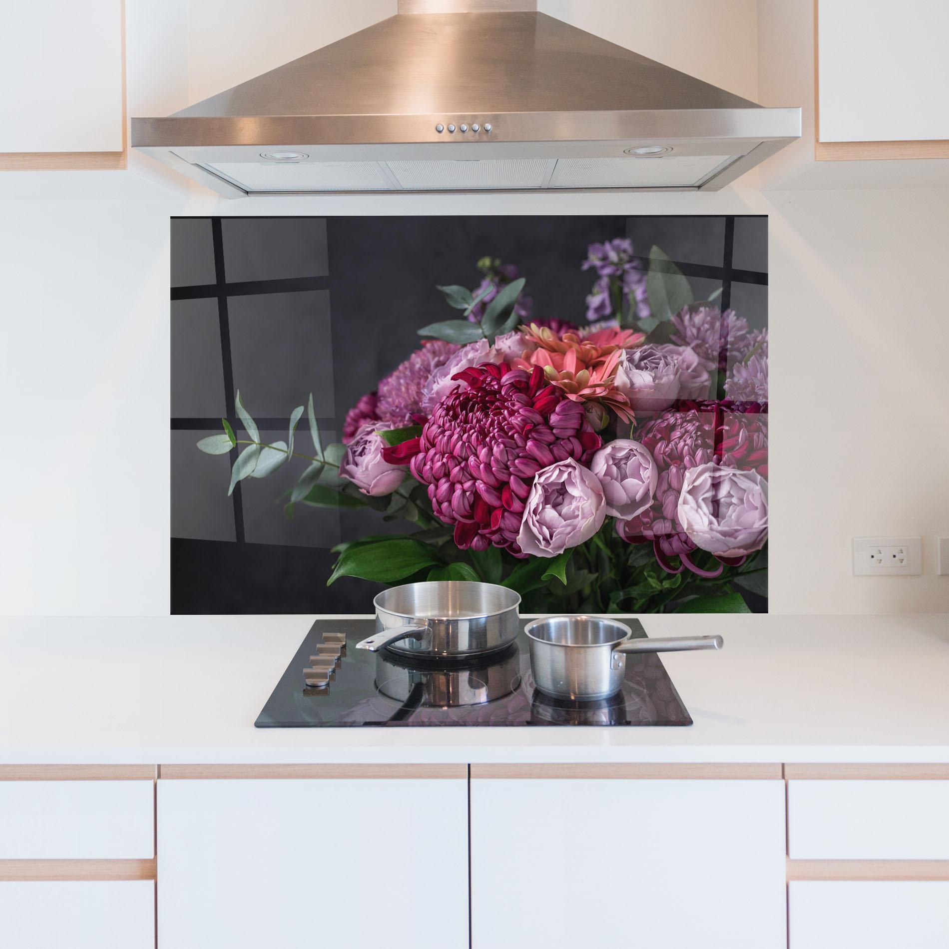 Küchenrückwand Glas Mix Purple Bouquet mockup 5