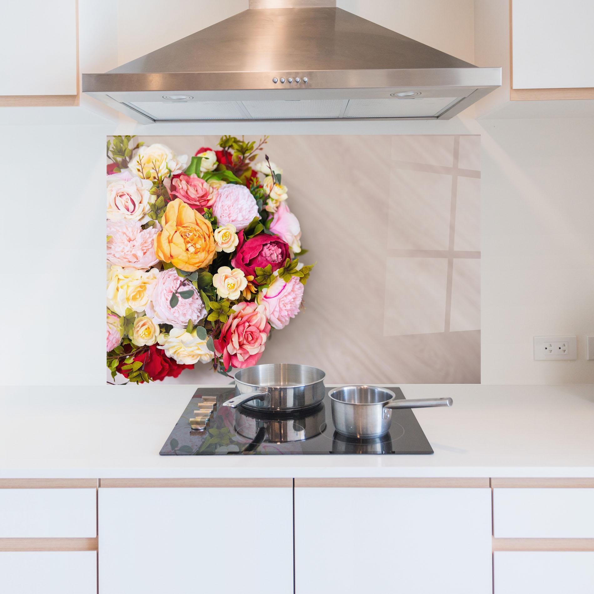 Küchenrückwand Glas Orange Purple Bouquet mockup 5