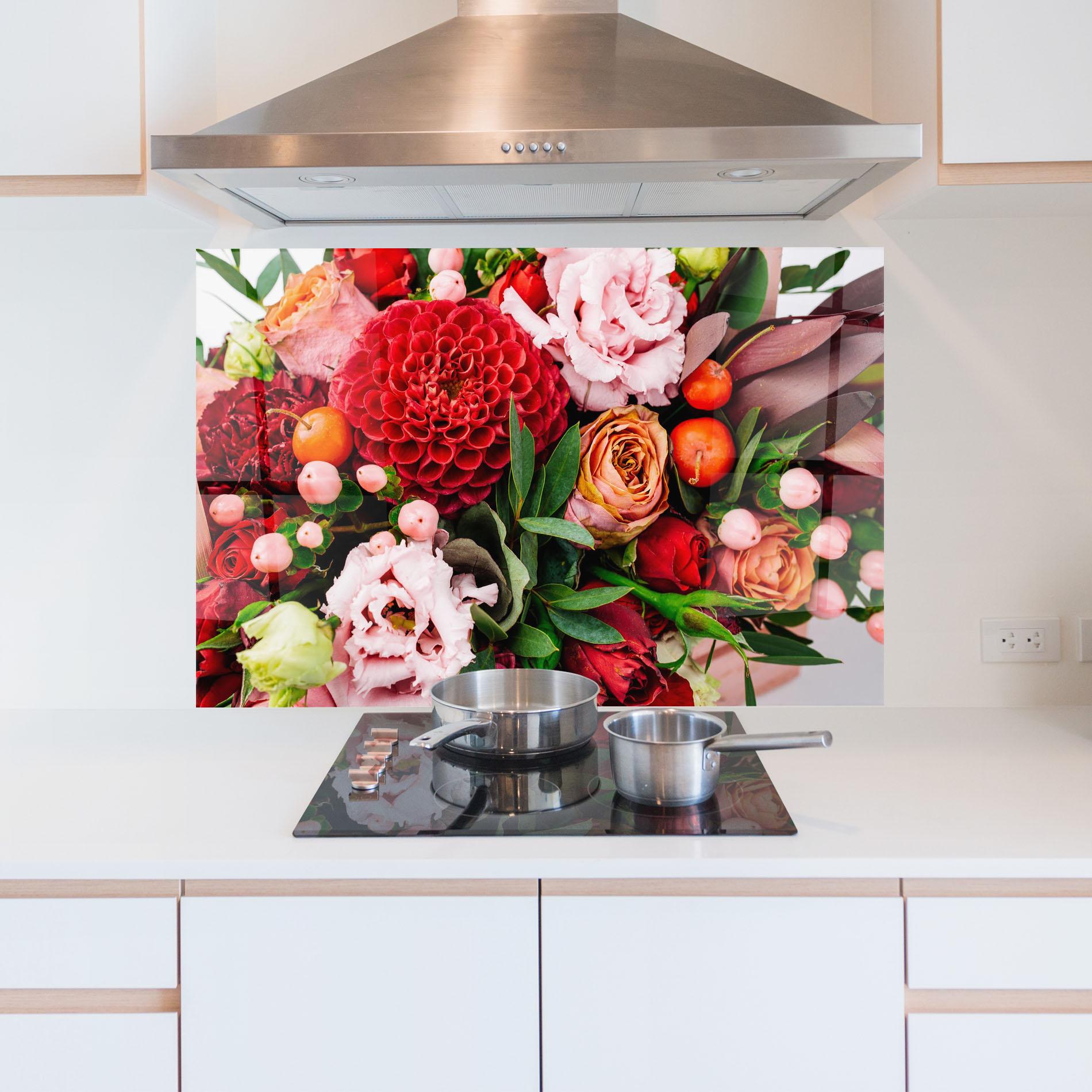 Küchenrückwand Glas Red Orange Bouquet mockup 5