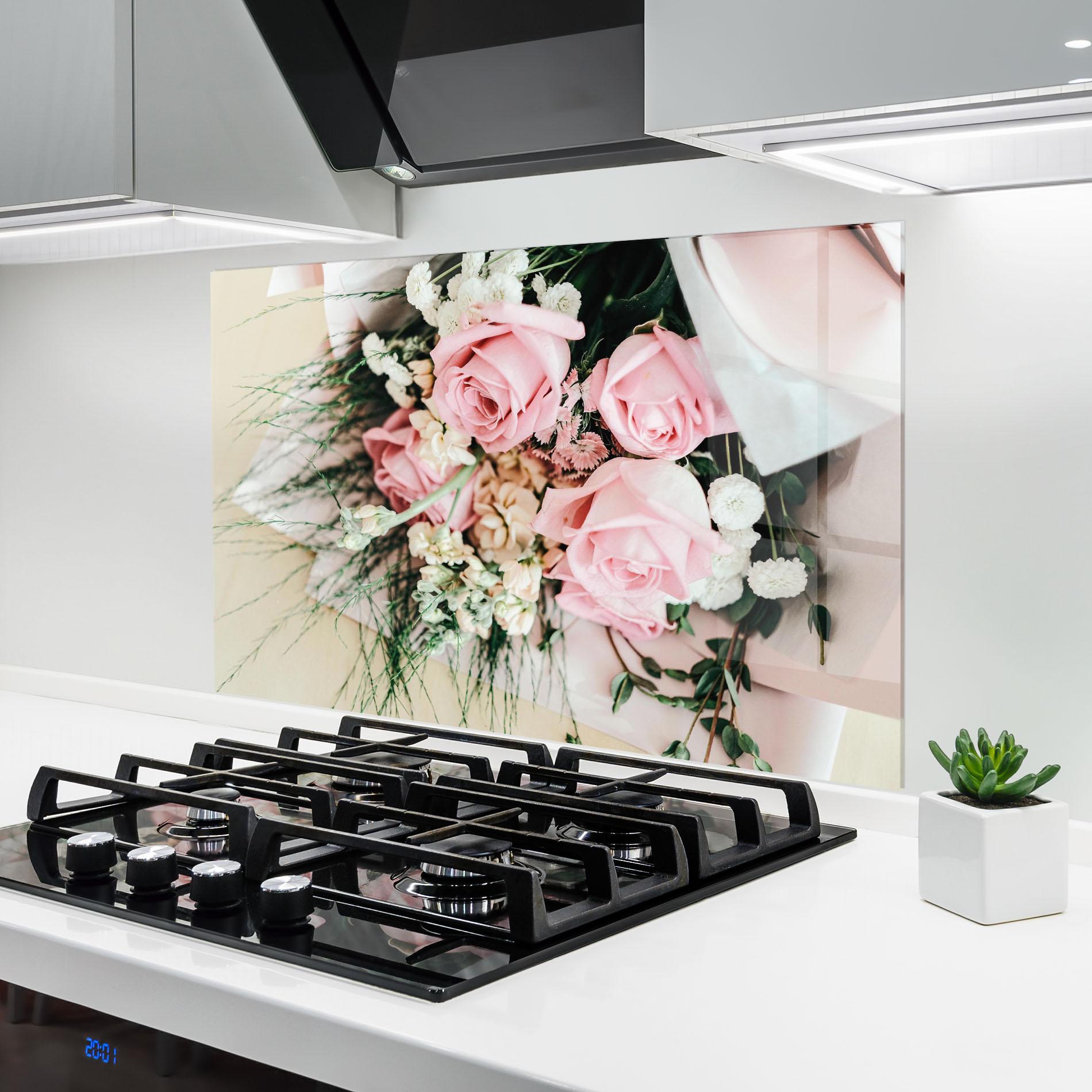 Küchenrückwand Glas Baby Pink Bouquet mockup 6