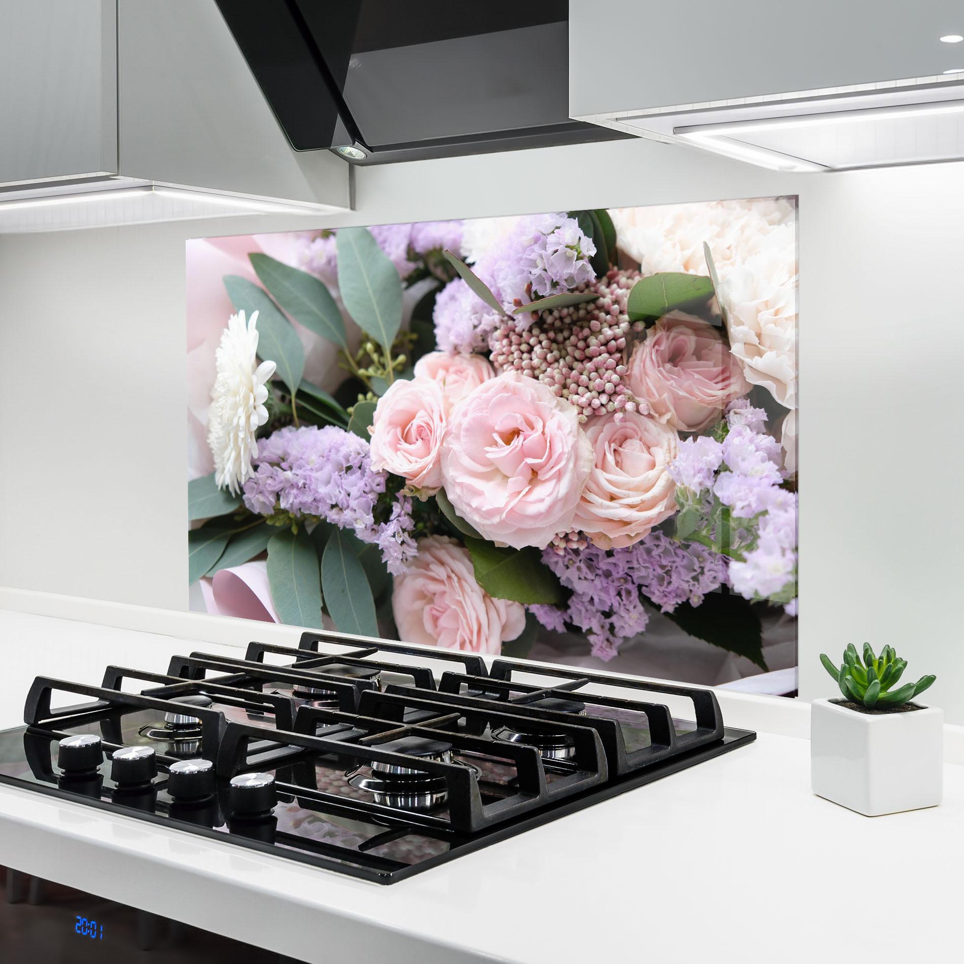 Küchenrückwand Glas Beautiful Pink Roses mockup 6