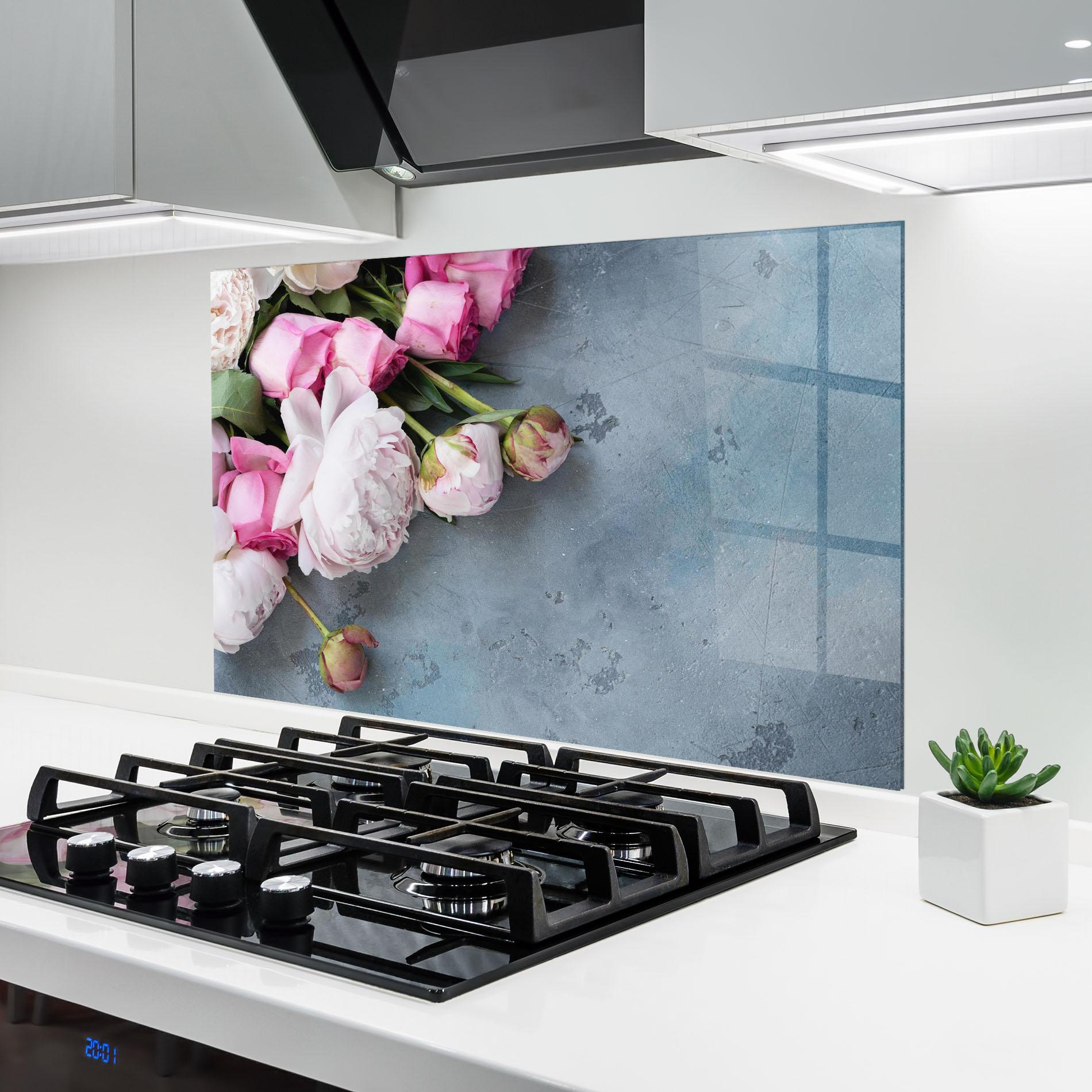 Küchenrückwand Glas Cute Pink Peonies mockup 6