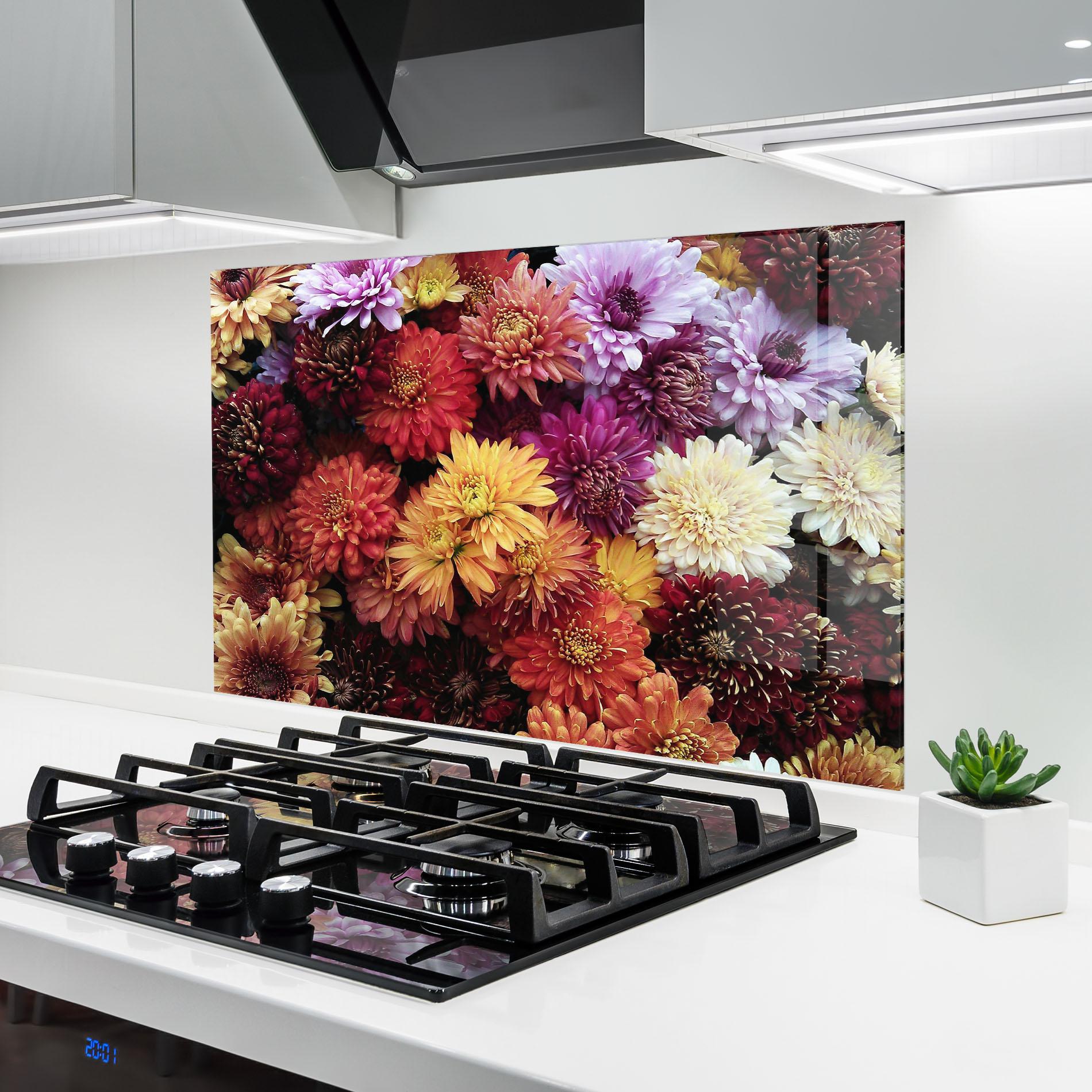 Küchenrückwand Glas Flower Wall mockup 6