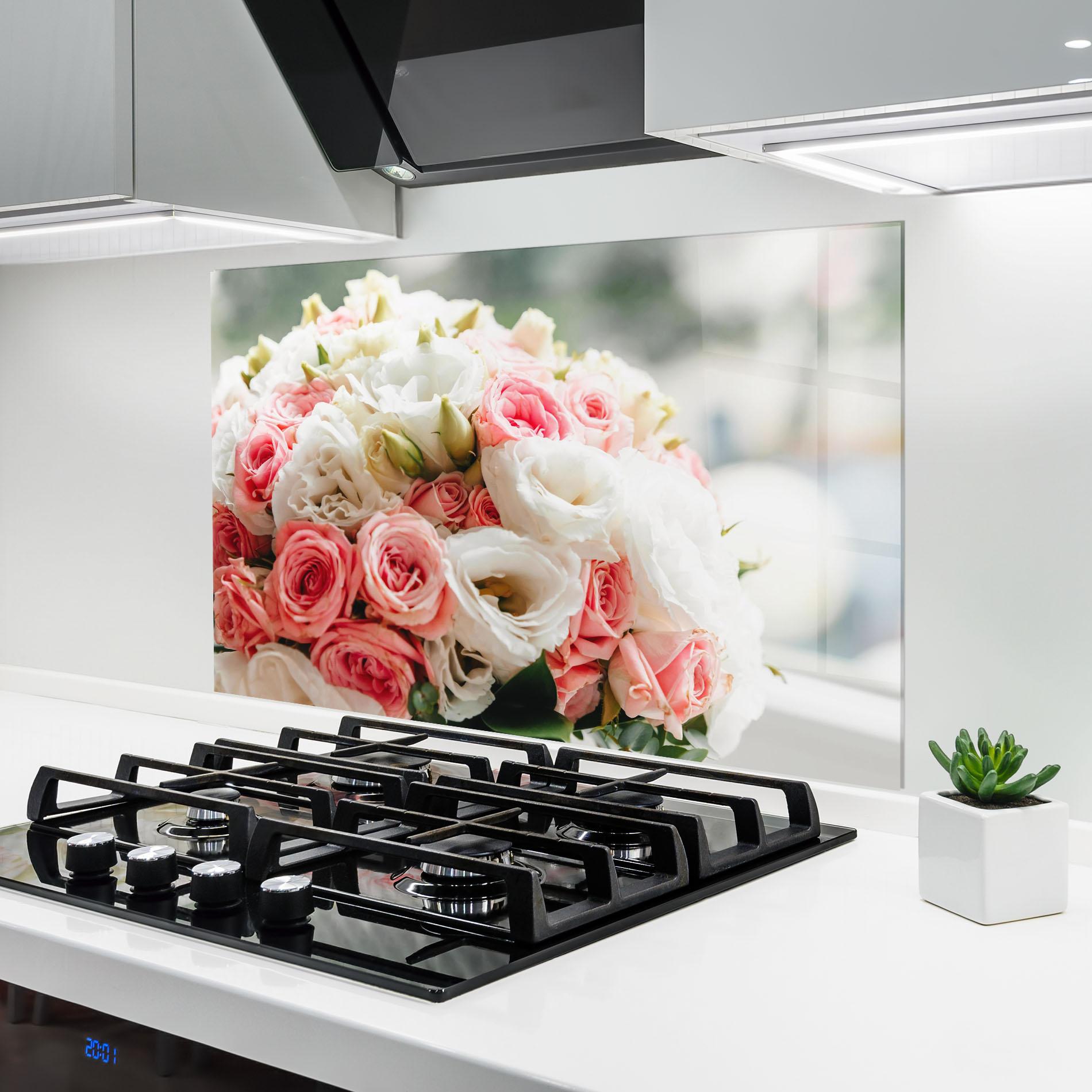 Küchenrückwand Glas Pink Beautiful Bouquet mockup 6