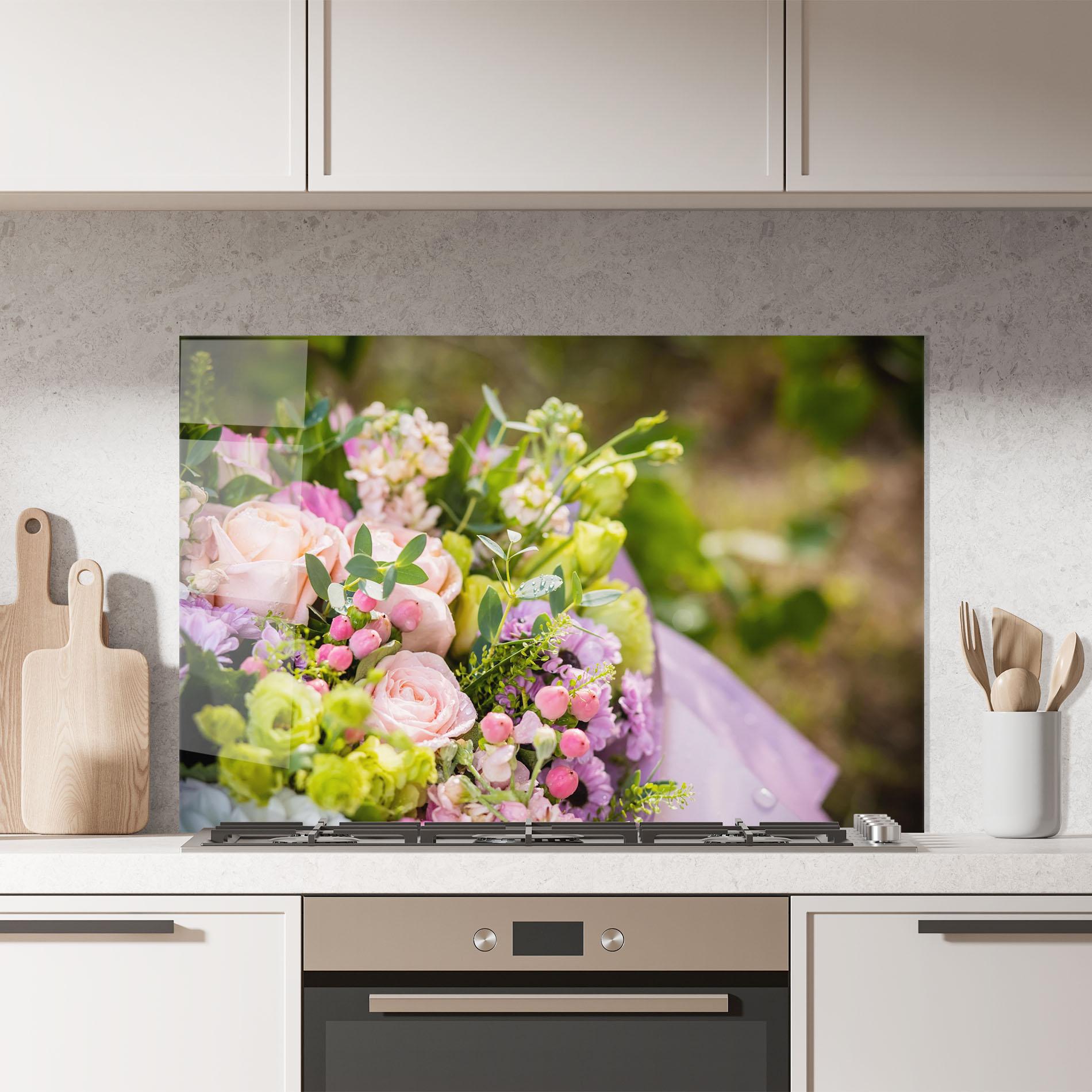 Küchenrückwand Glas Green Pink Bouquet mockup 7