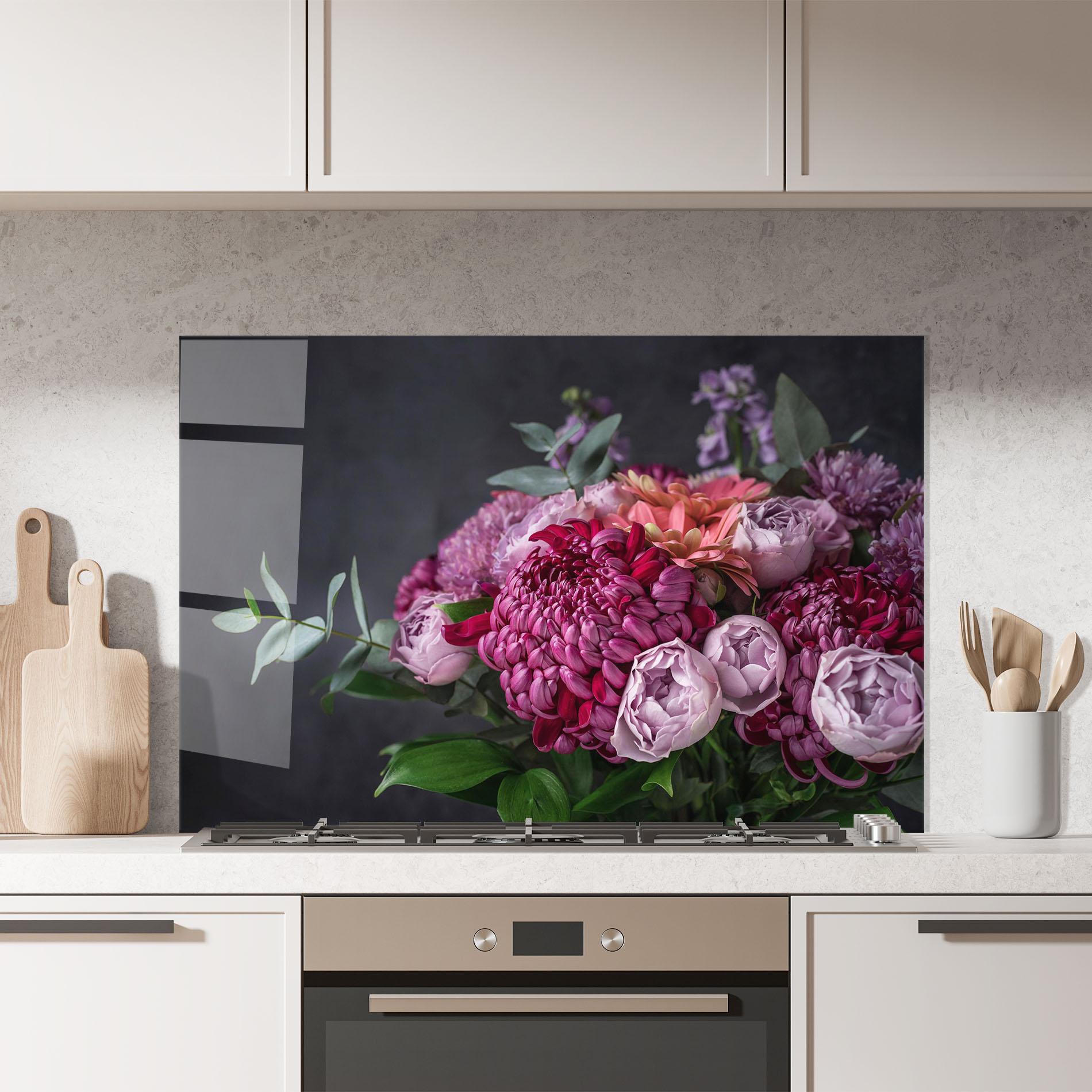 Küchenrückwand Glas Mix Purple Bouquet mockup 7