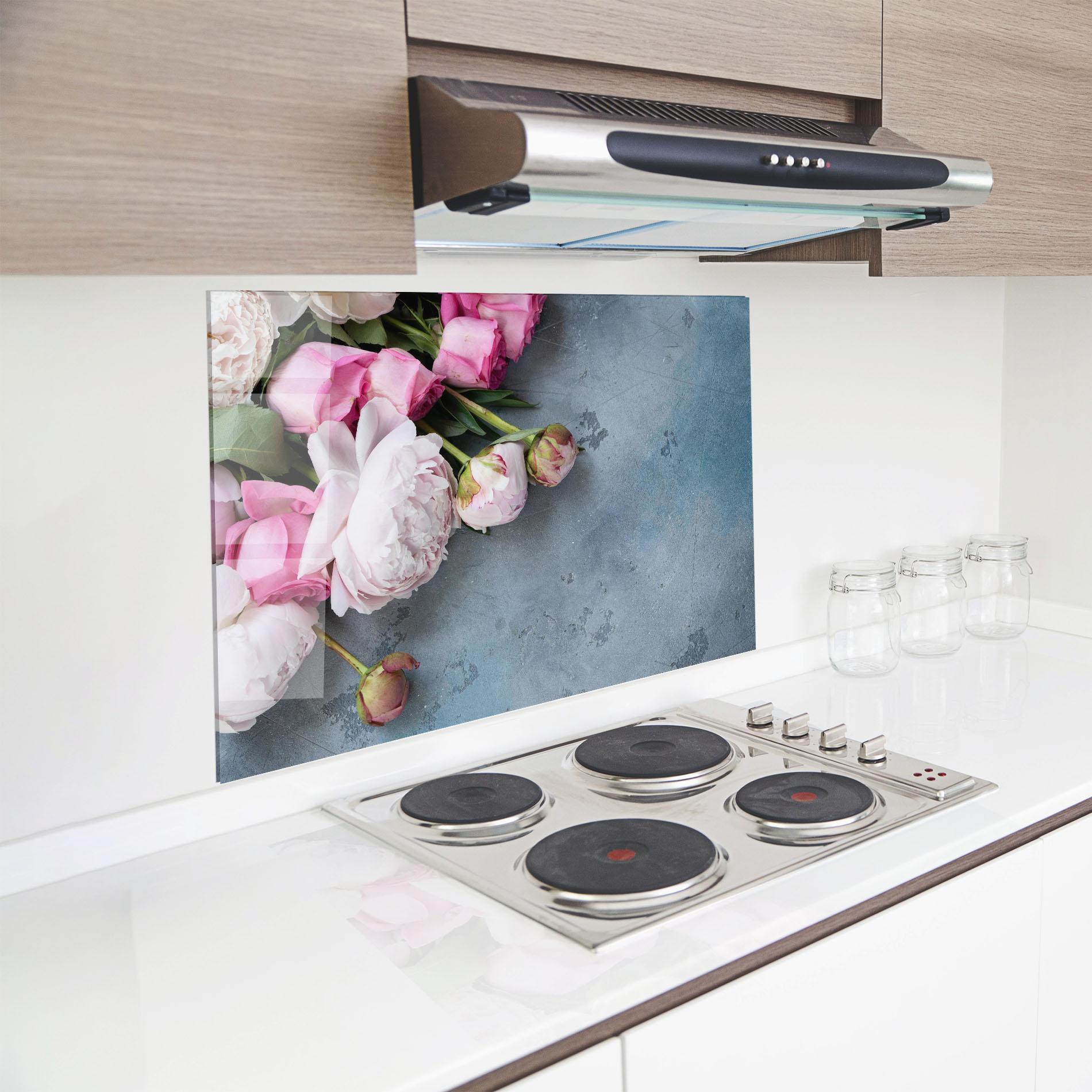 Küchenrückwand Glas Cute Pink Peonies mockup 8