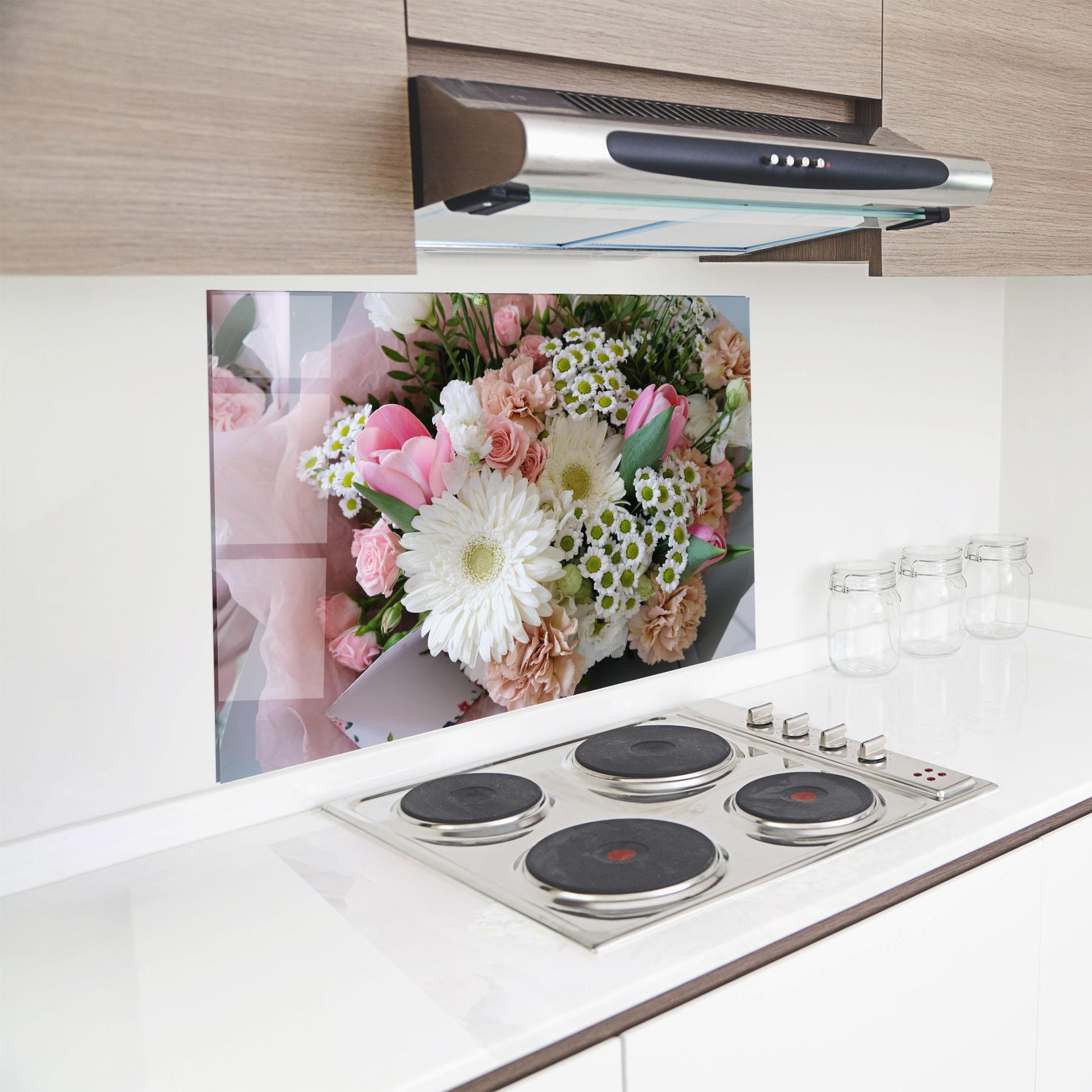 Küchenrückwand Glas Flower Mix Bouquet mockup 8