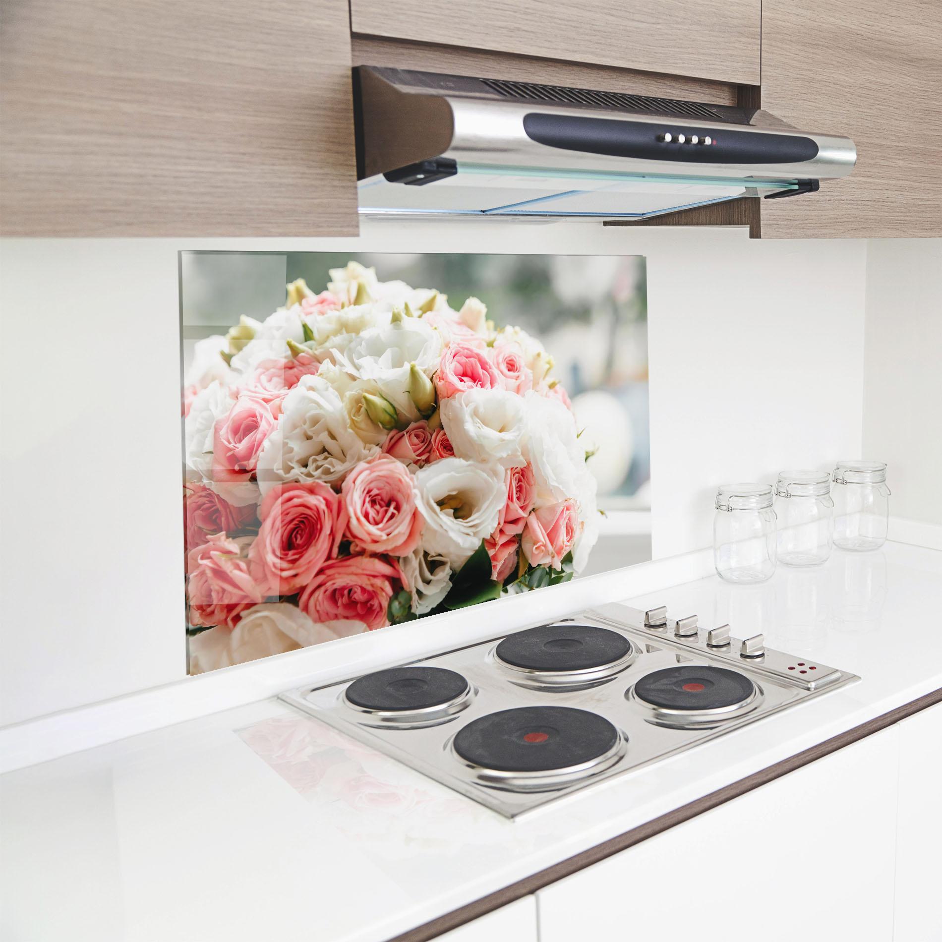 Küchenrückwand Glas Pink Beautiful Bouquet mockup 8