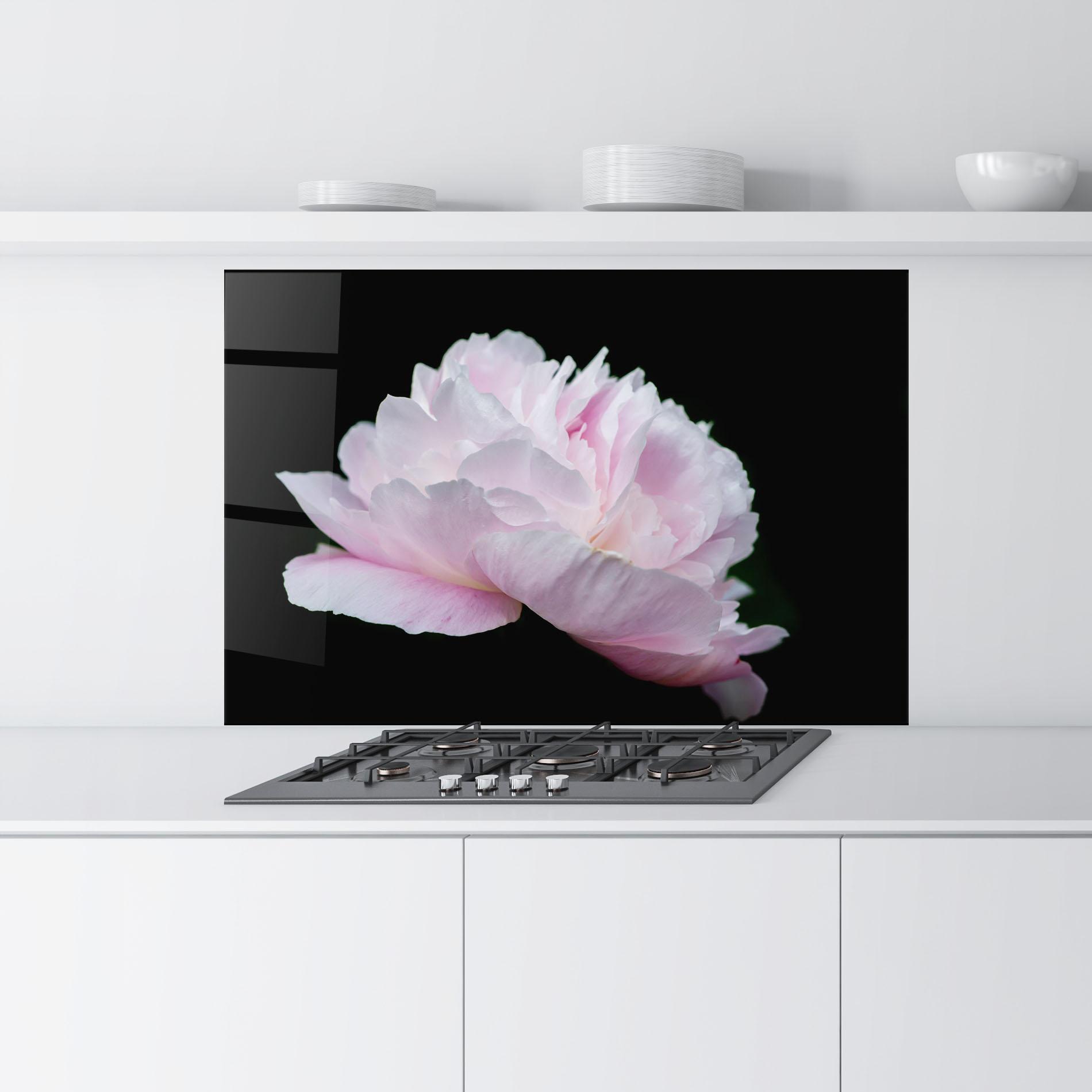 Küchenrückwand Glas Pastel Peony On Black mockup 9