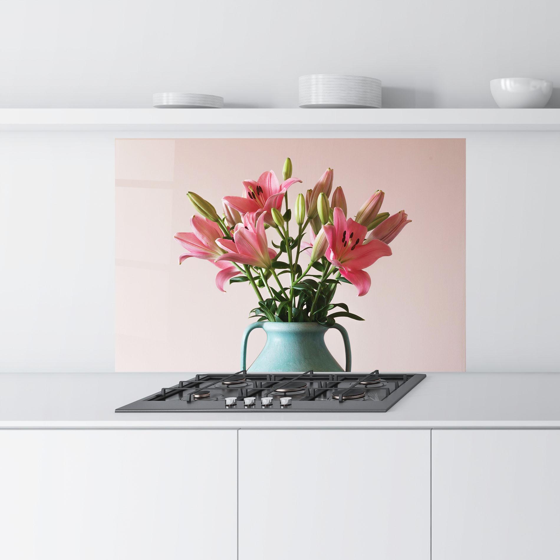 Küchenrückwand Glas Pink Lily In Vase mockup 9