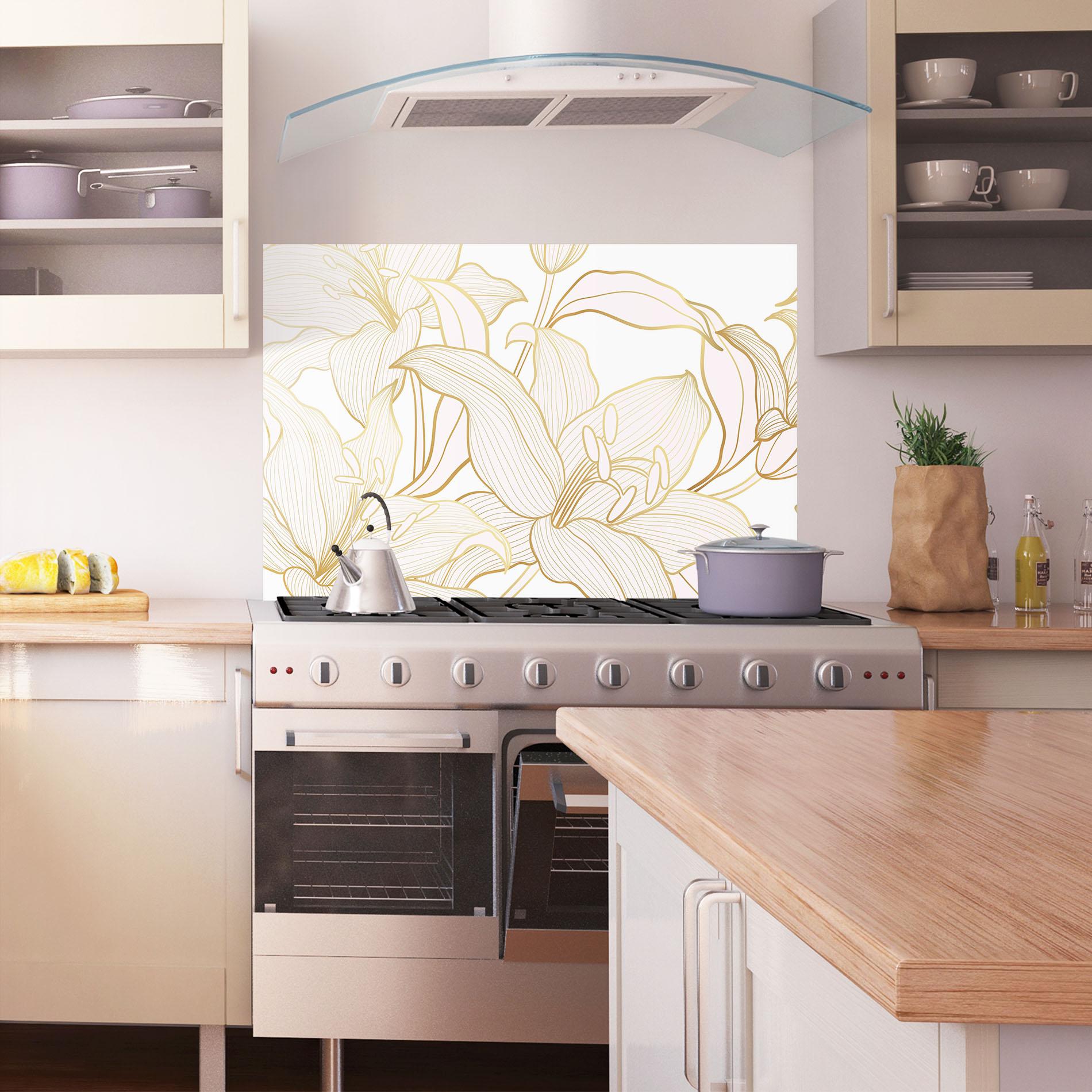 Küchenrückwand Glas Gold Lily mockup 1