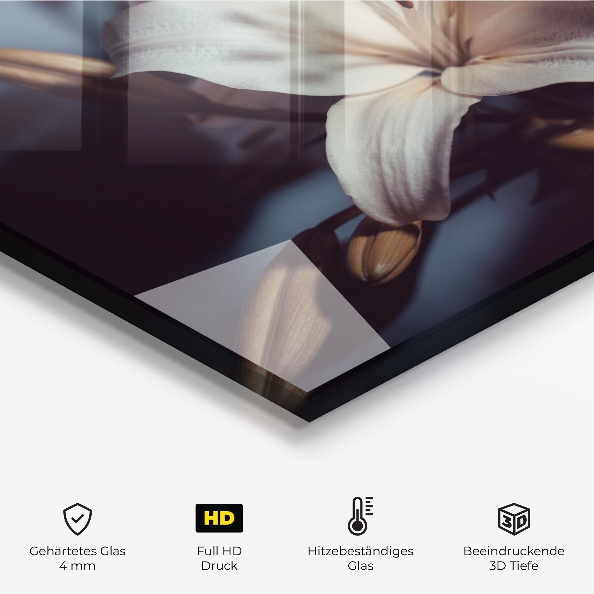 Küchenrückwand Glas Cream Lily mockup 2