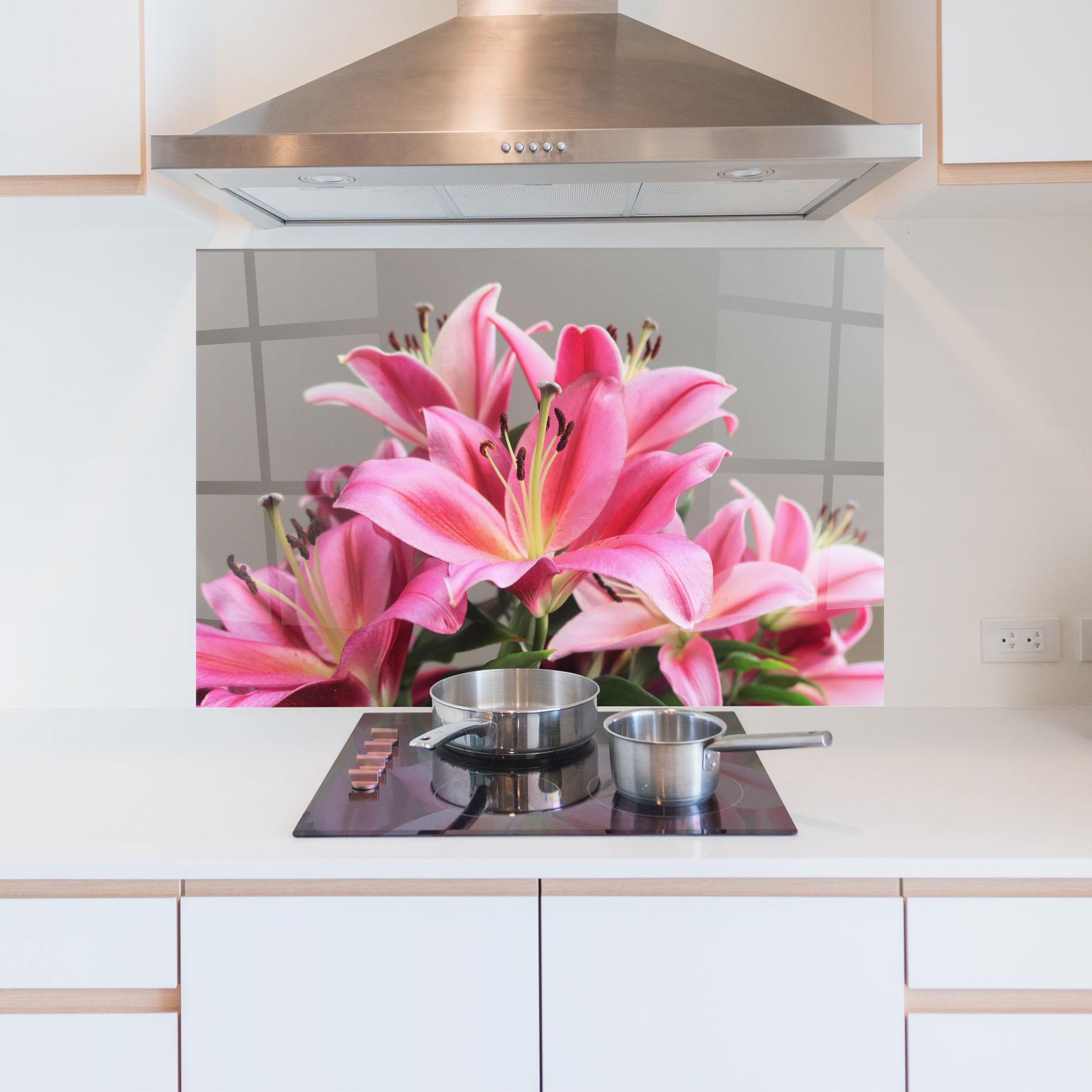 Küchenrückwand Glas Light Pink Lily View mockup 5