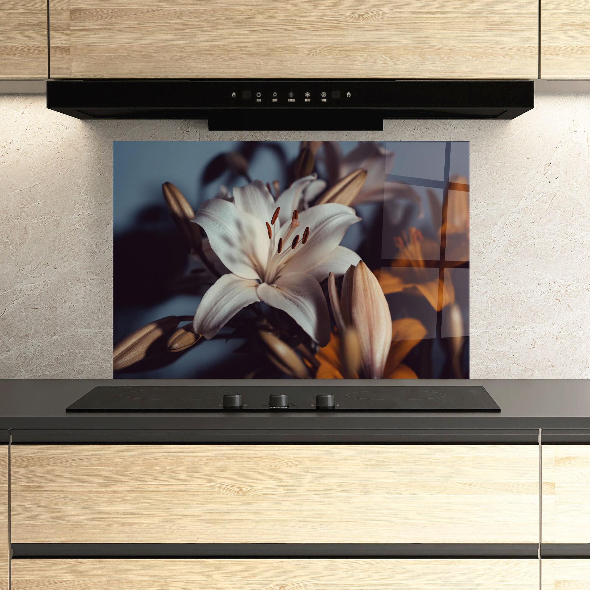 Küchenrückwand Glas Cream Lily mockup 3
