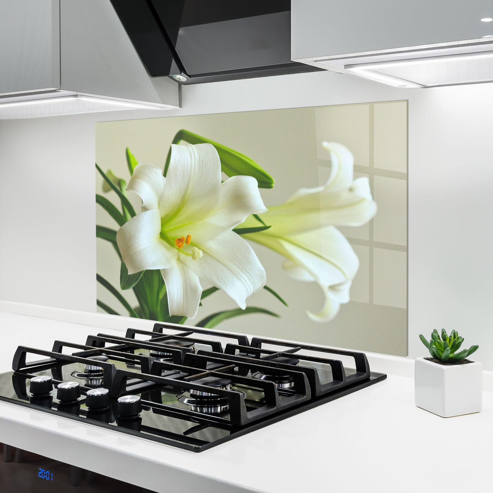 Küchenrückwand Glas Green Lily mockup 6