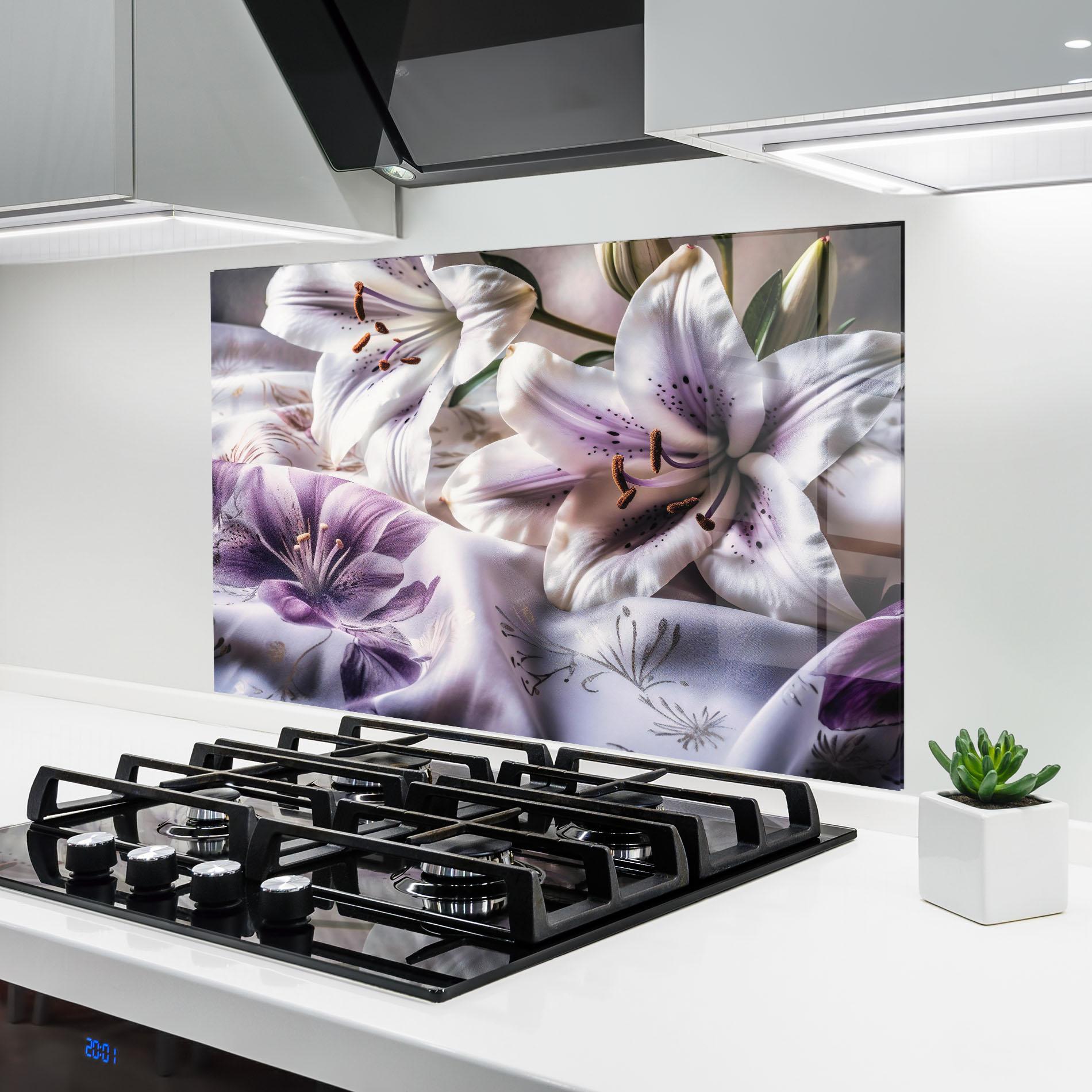 Küchenrückwand Glas Light Purple Lily mockup 6