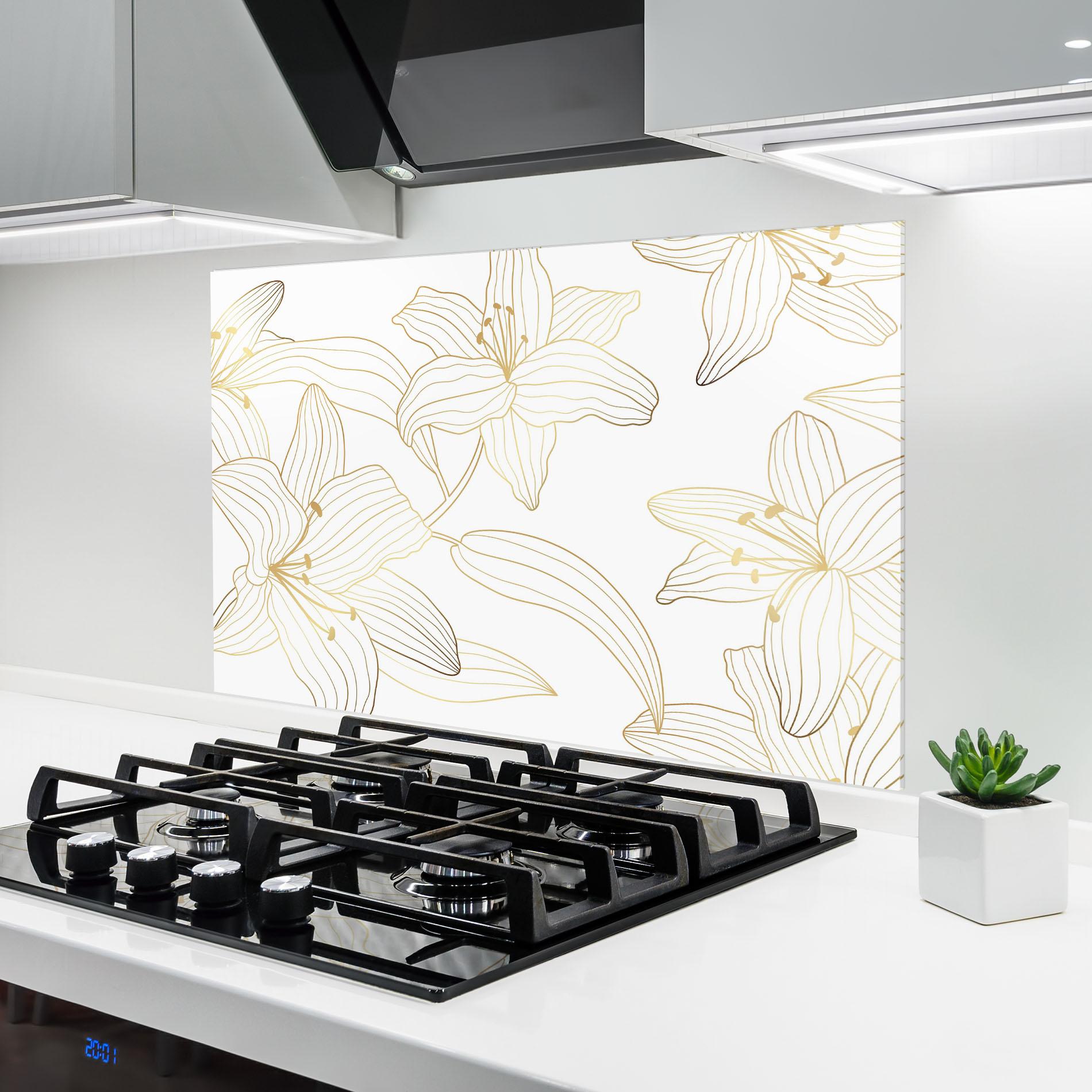 Küchenrückwand Glas Luxury Golden Lily mockup 6