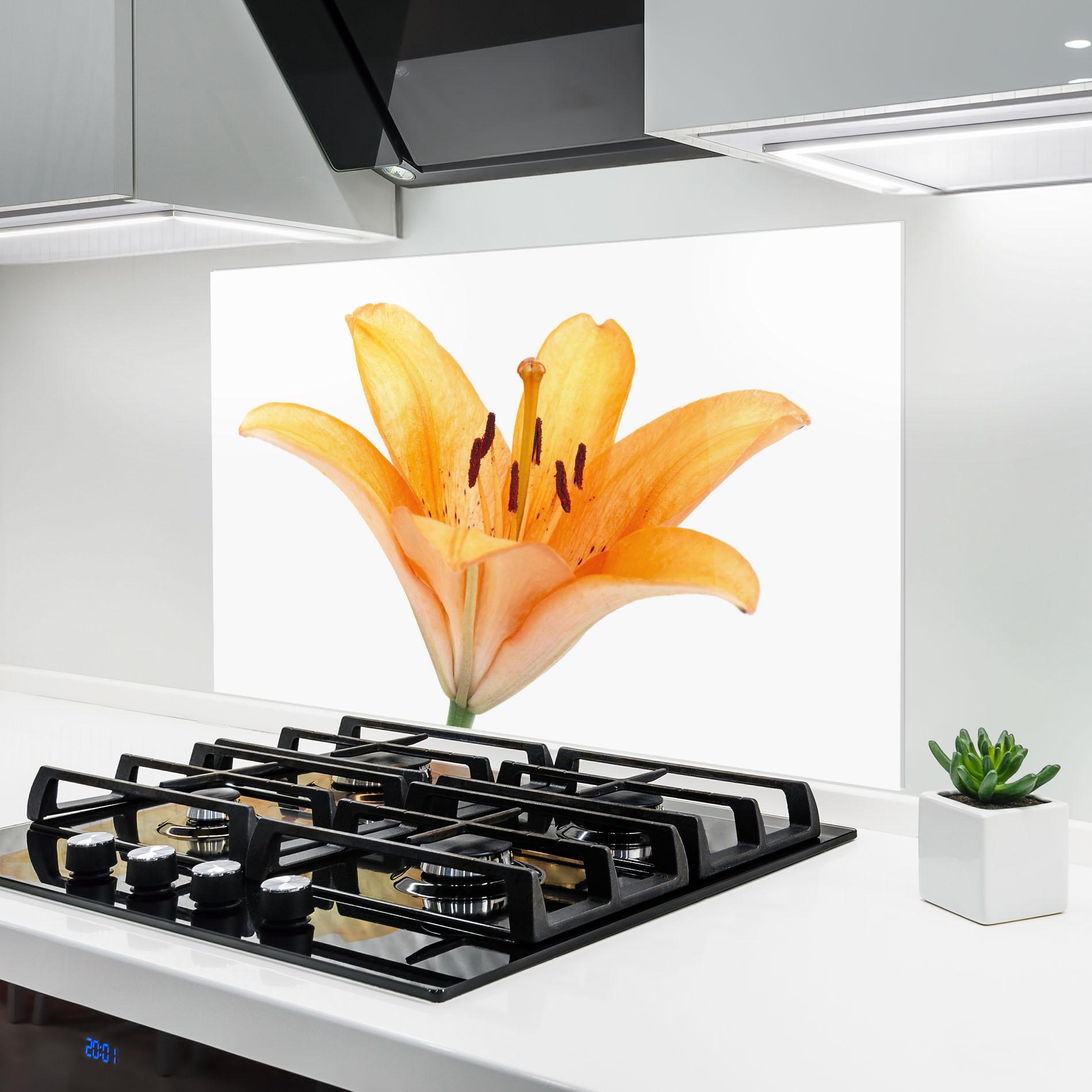 Küchenrückwand Glas Yellow With Orange Lily mockup 6