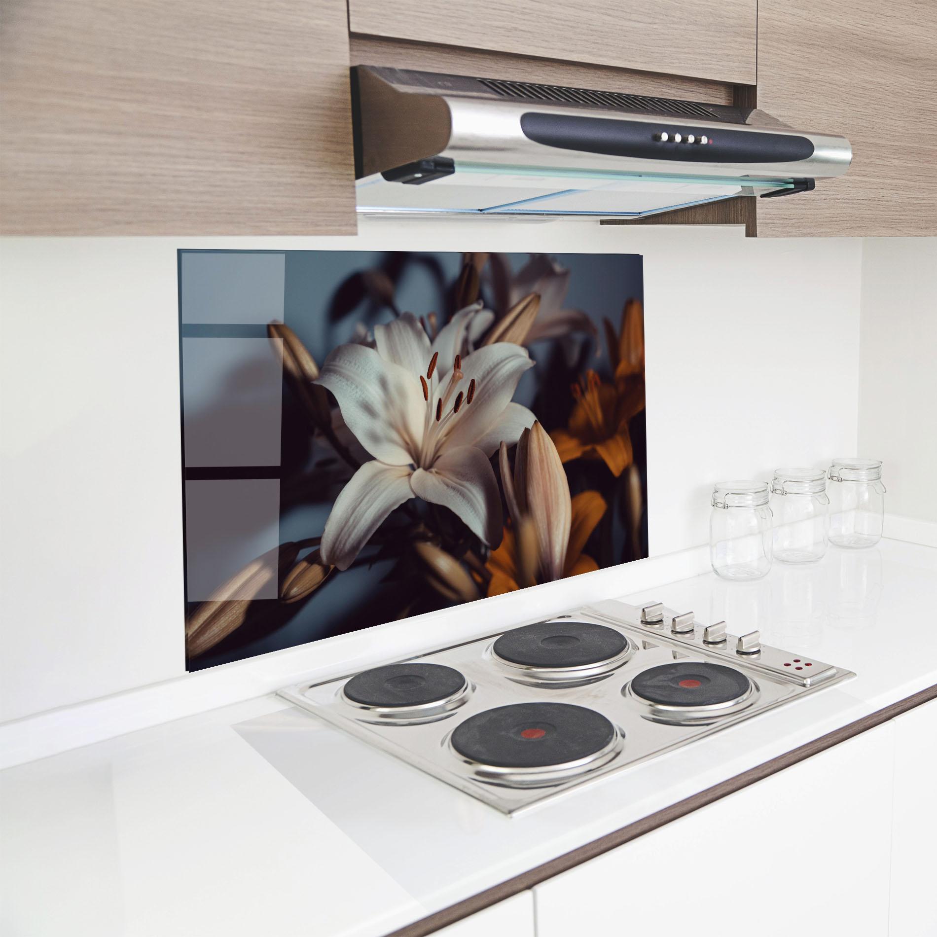 Küchenrückwand Glas Cream Lily mockup 8