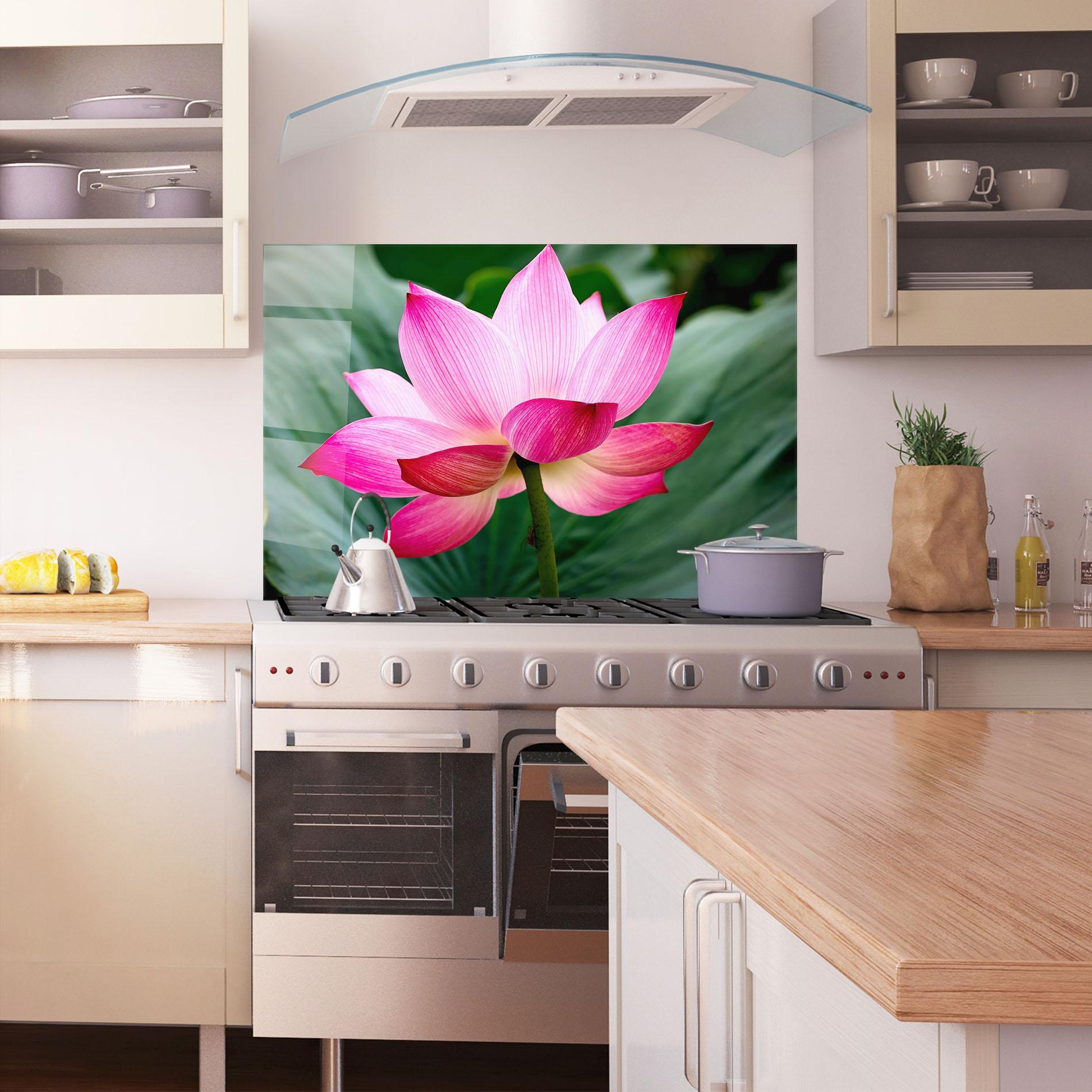 Küchenrückwand Glas Beautiful Pink Exotic mockup 1