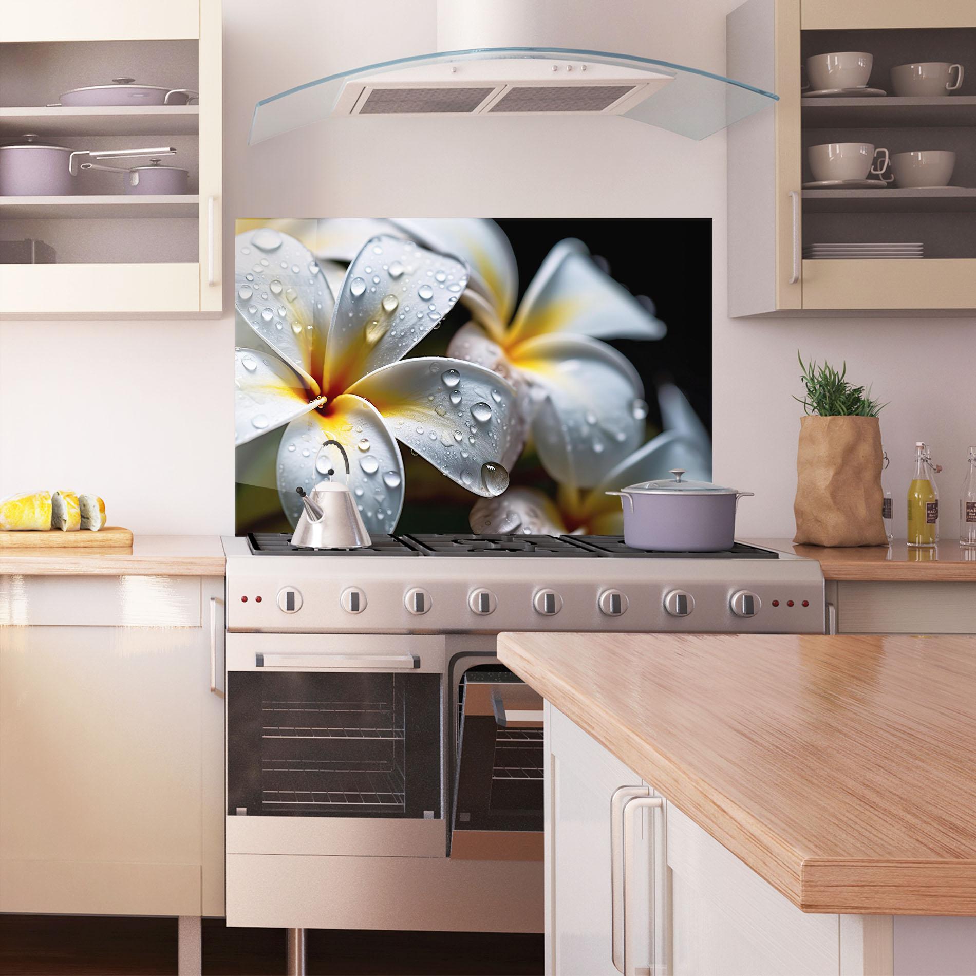 Küchenrückwand Glas Rainy White Exotic mockup 1