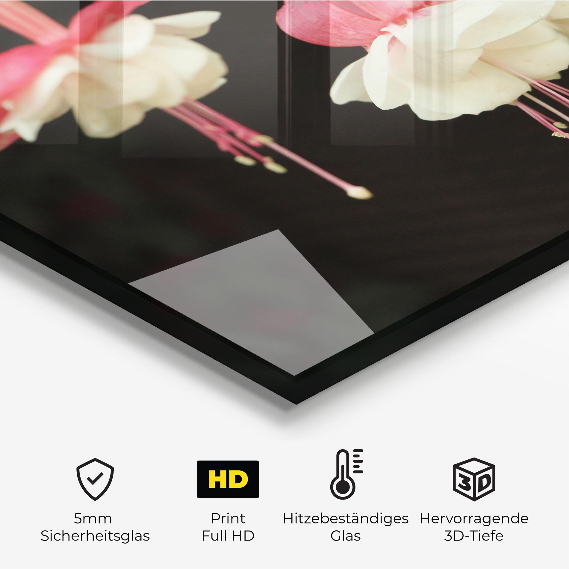 Küchenrückwand Glas Amazing Exotic Plant mockup 2