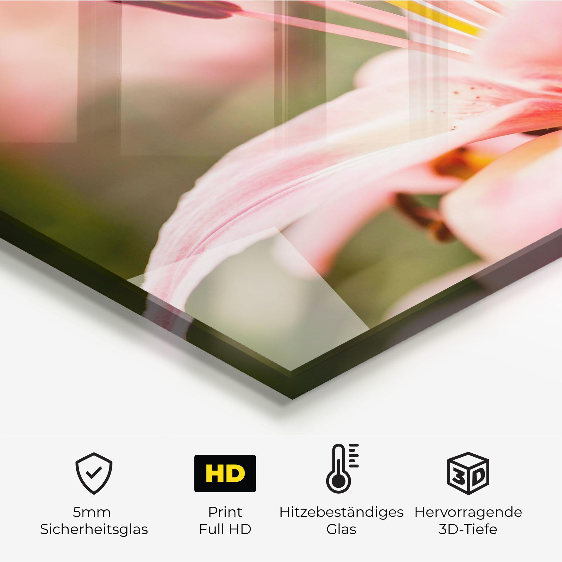 Küchenrückwand Glas Flower mockup 2