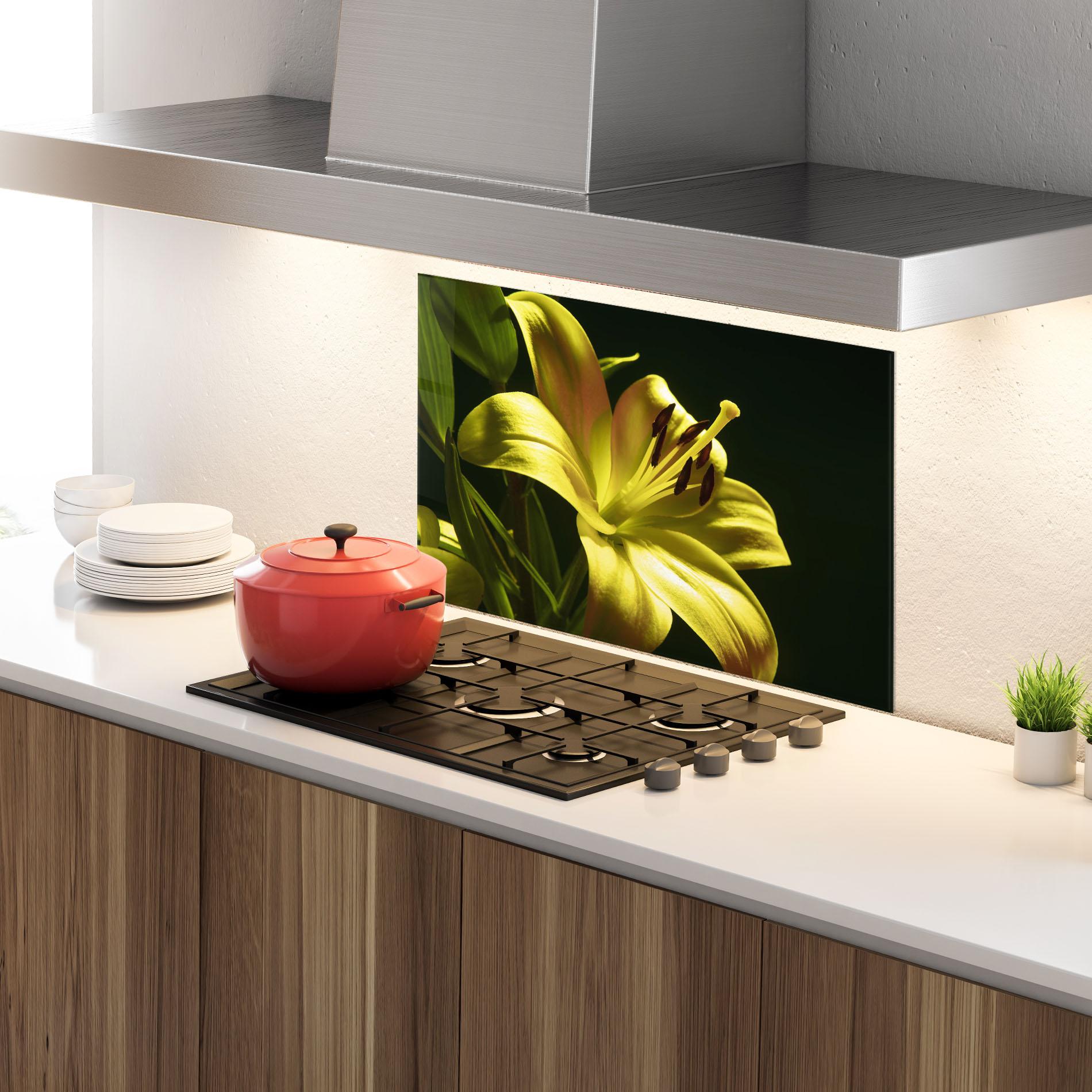 Küchenrückwand Glas Yellow Gold Exotic mockup 4