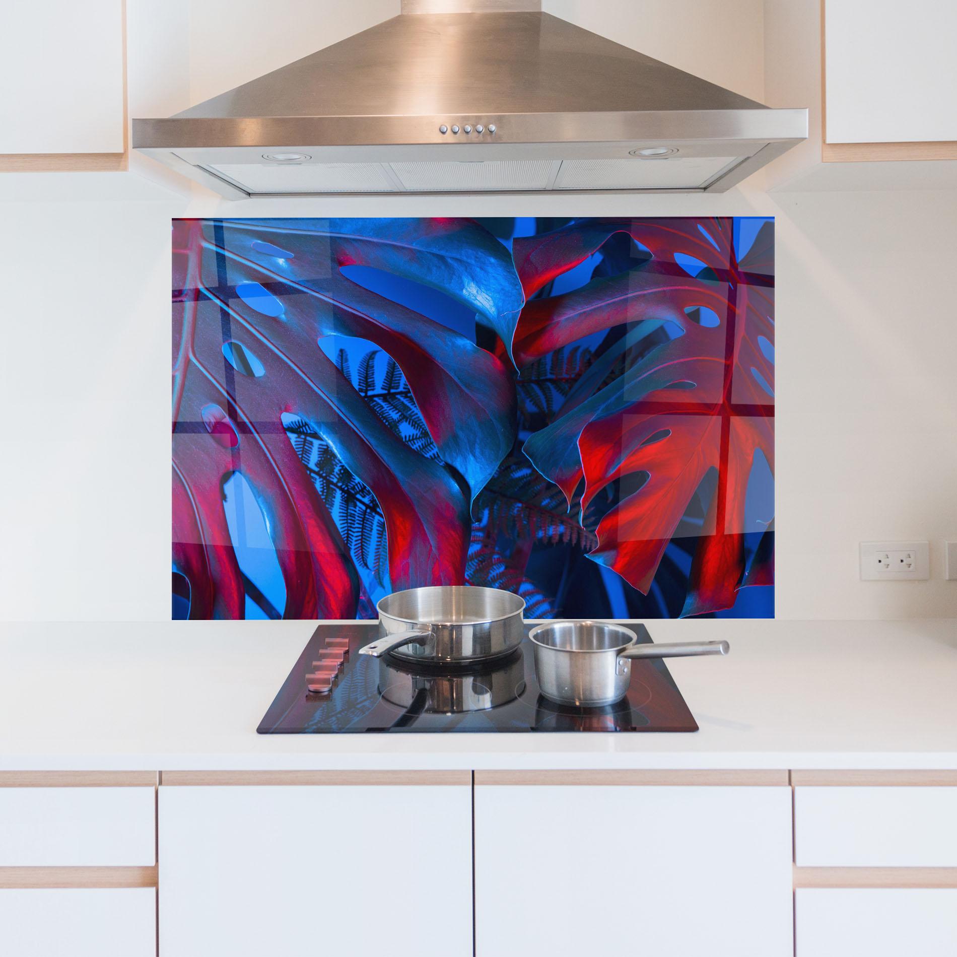 Küchenrückwand Glas Exotic Blue Leaf mockup 5
