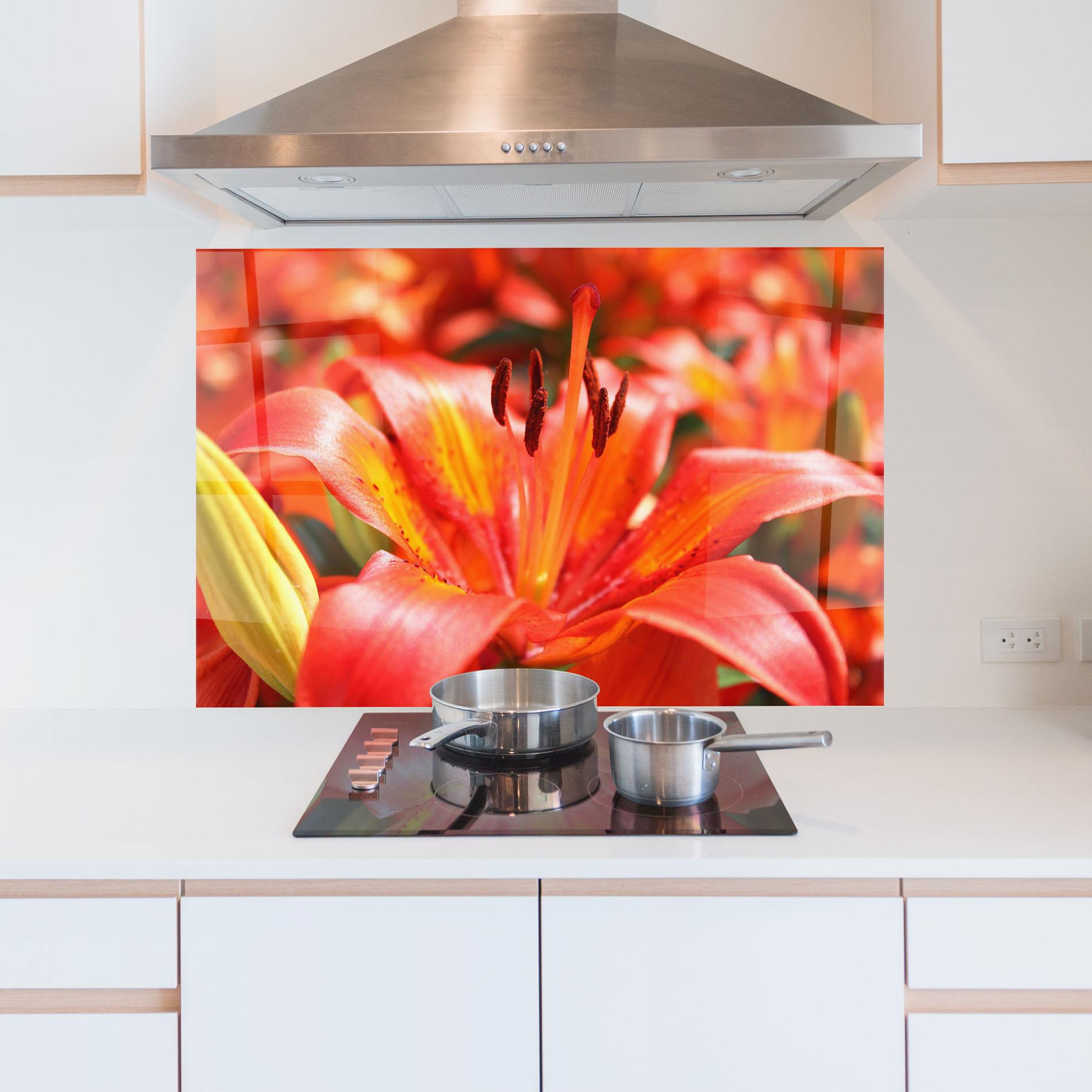 Küchenrückwand Glas Pretty Orange Exotic mockup 5