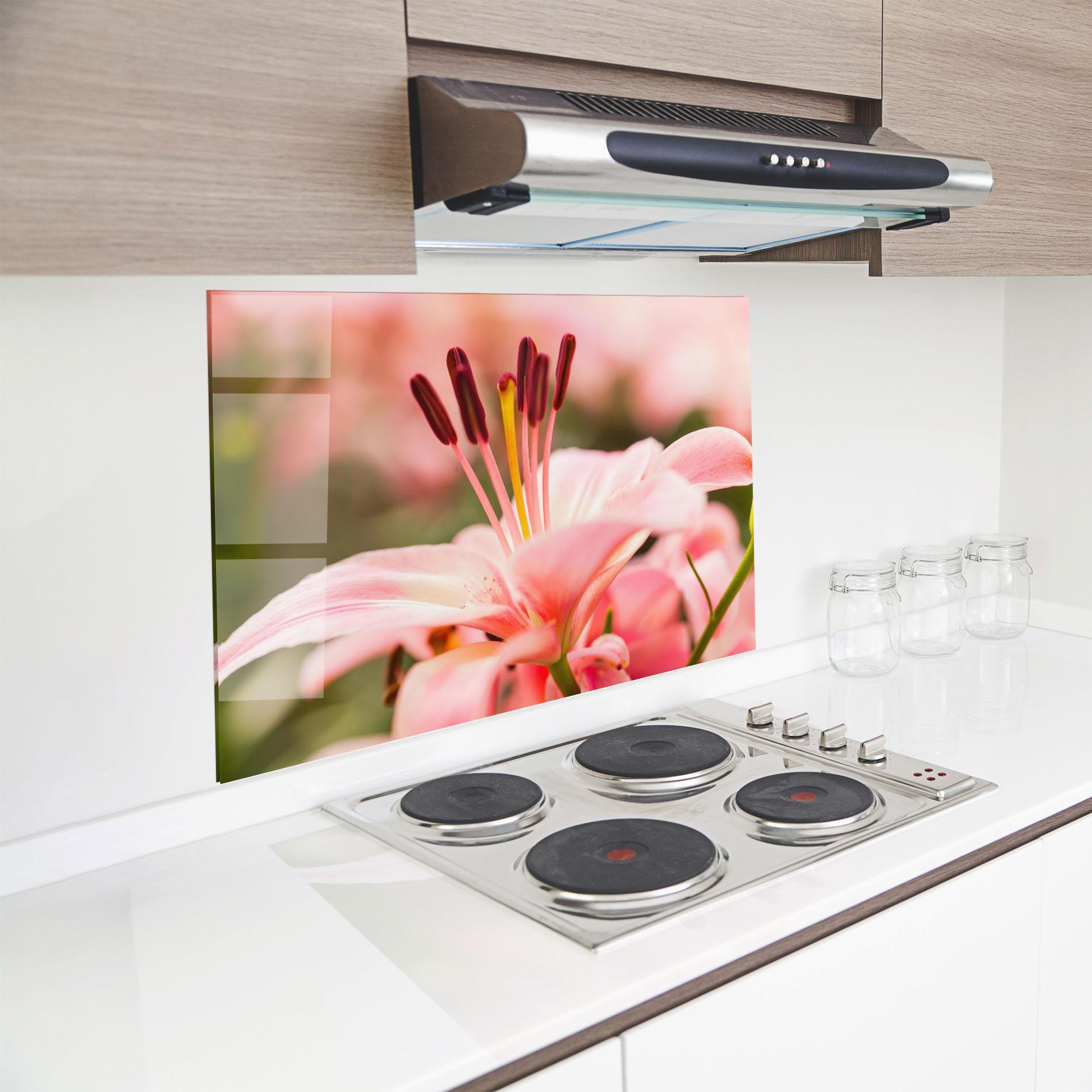 Küchenrückwand Glas Flower mockup 8