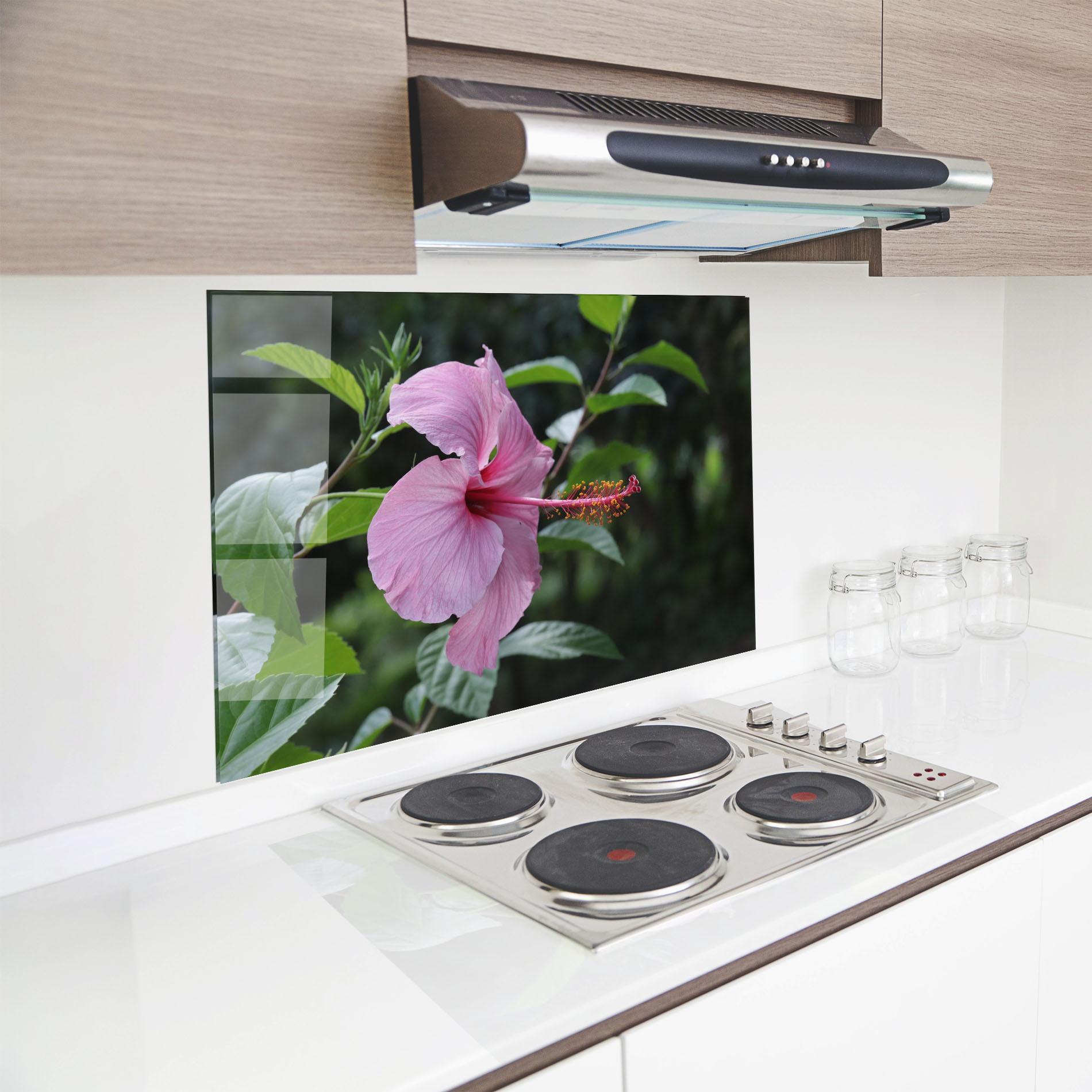 Küchenrückwand Glas Pink Exotic Plant mockup 8
