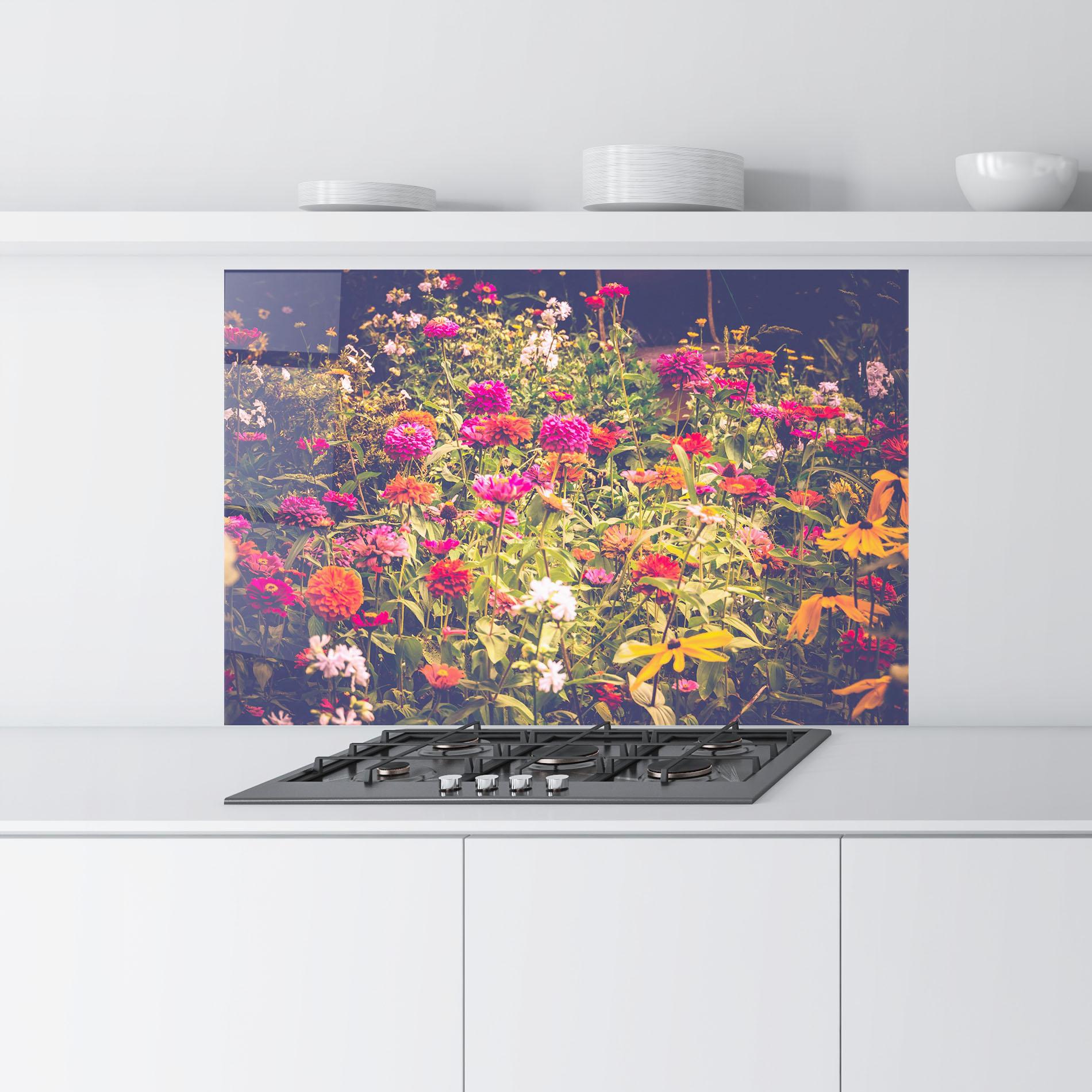 Küchenrückwand Glas Colorful Wild Field mockup 9
