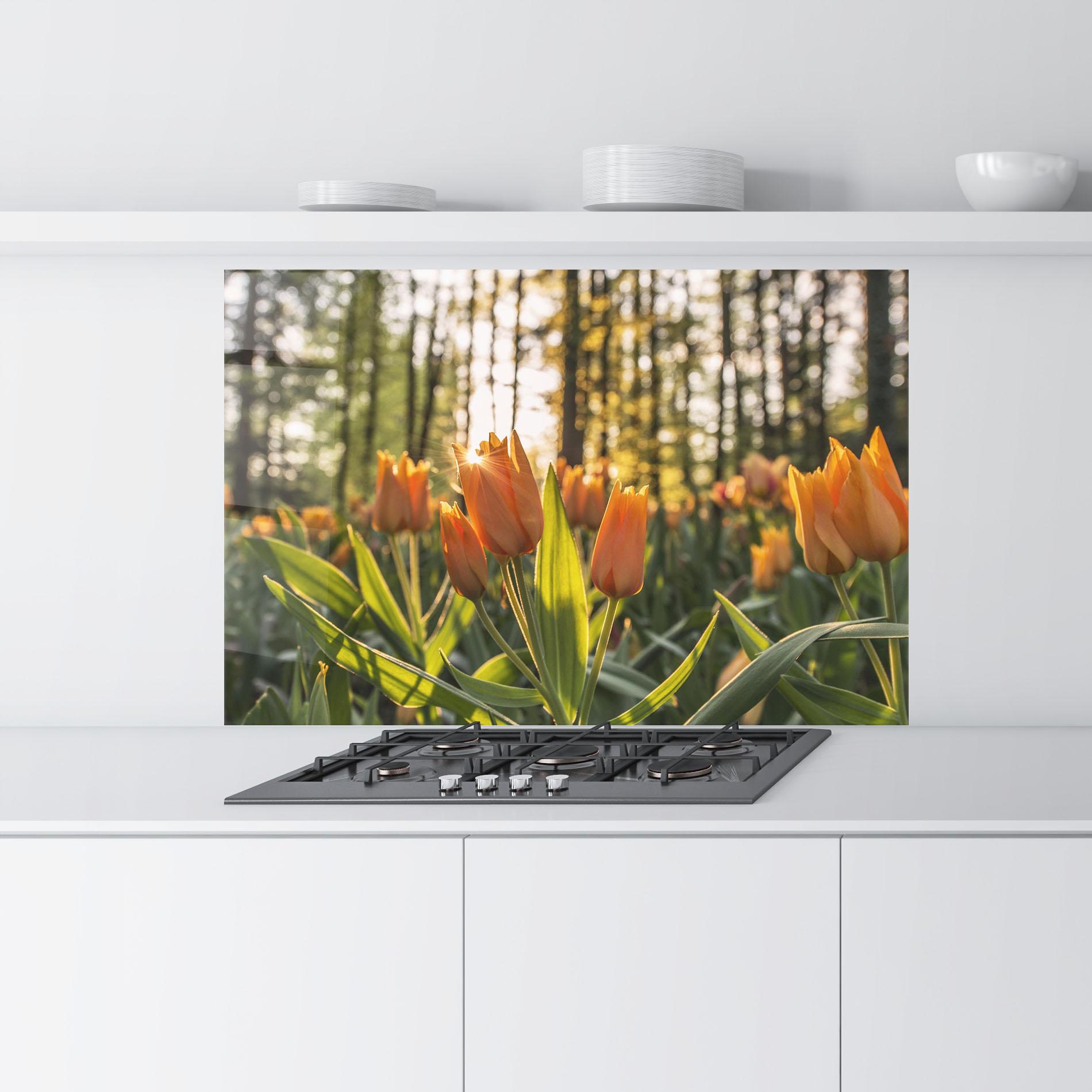 Küchenrückwand Glas Forest Tulips mockup 9
