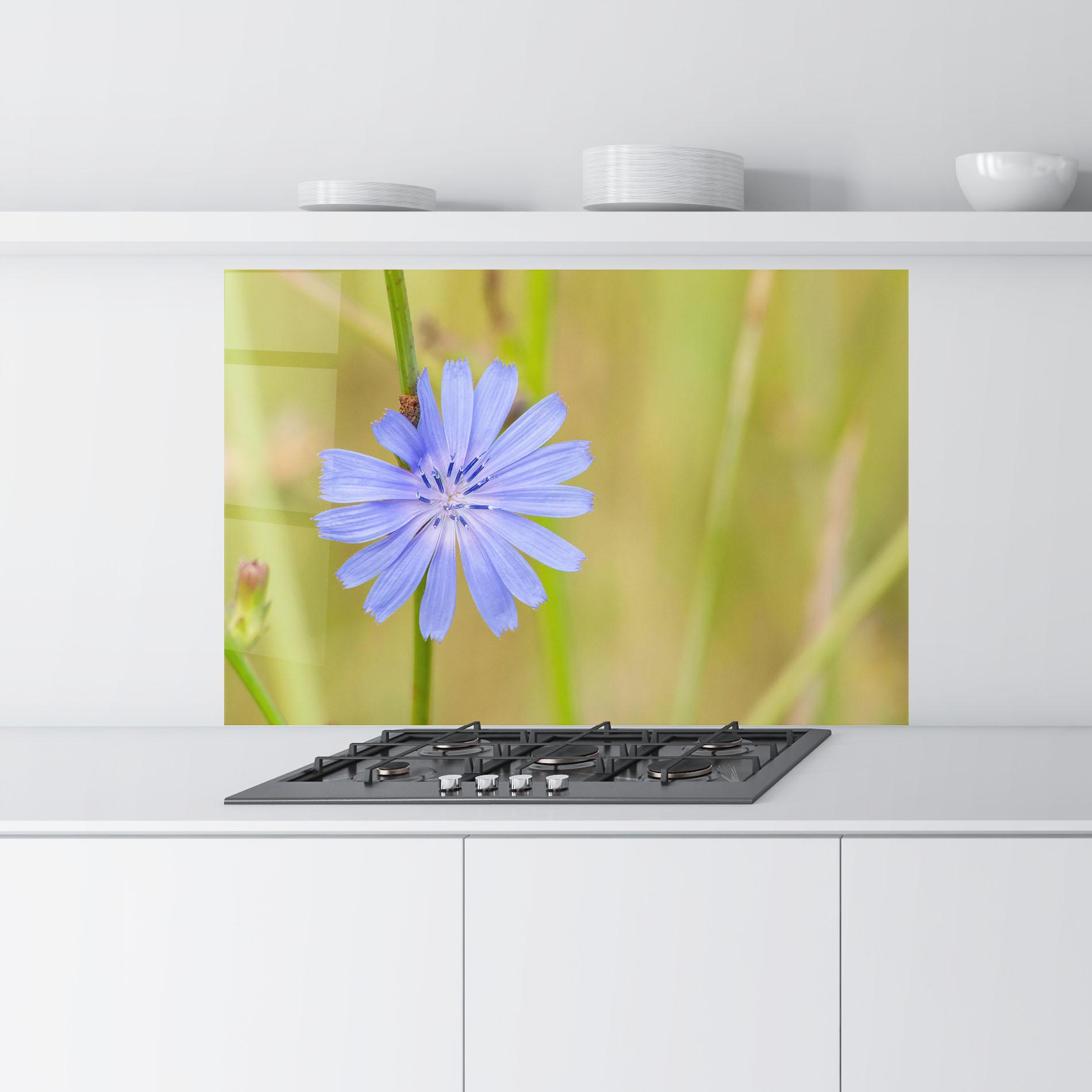 Küchenrückwand Glas Wild Purple Blue mockup 9