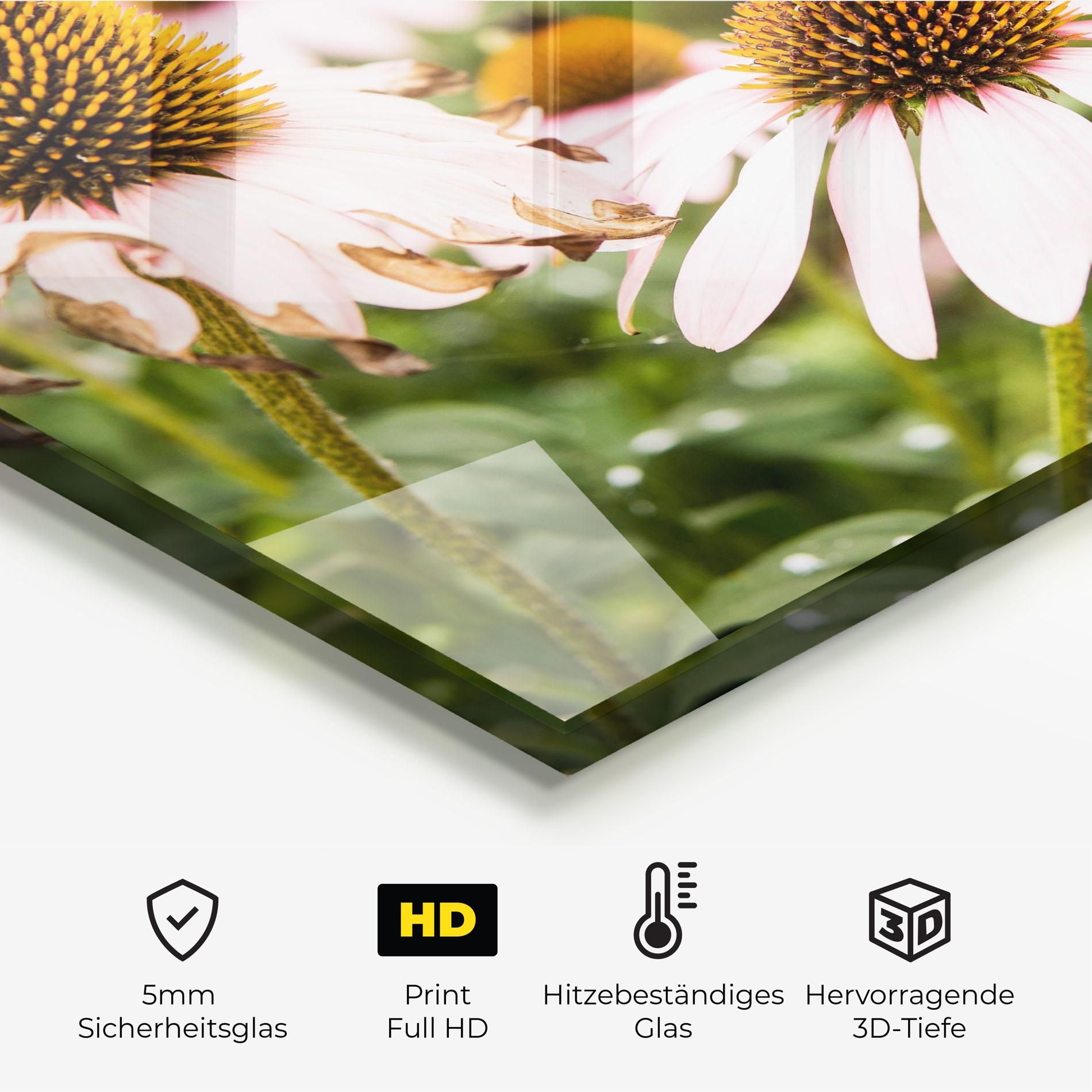 Daylight Bee mockup 2