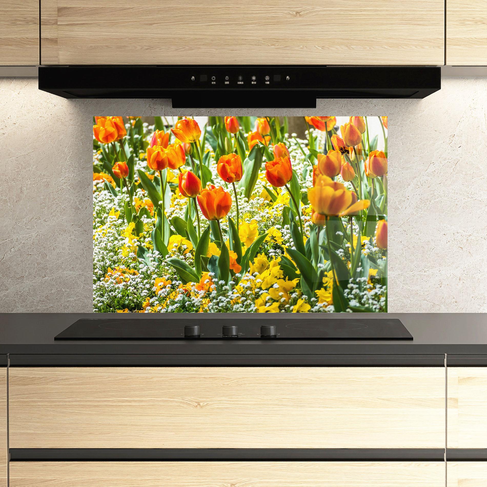 Küchenrückwand Glas Colorful Tulips Garden mockup 3