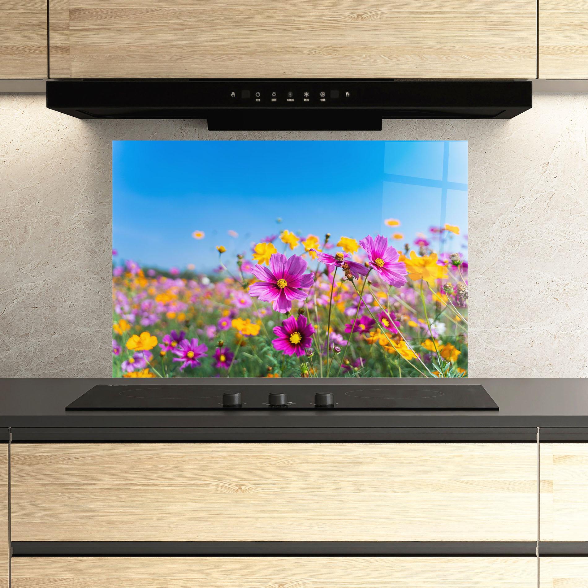 Küchenrückwand Glas Cosmos Flowers Grassland mockup 3