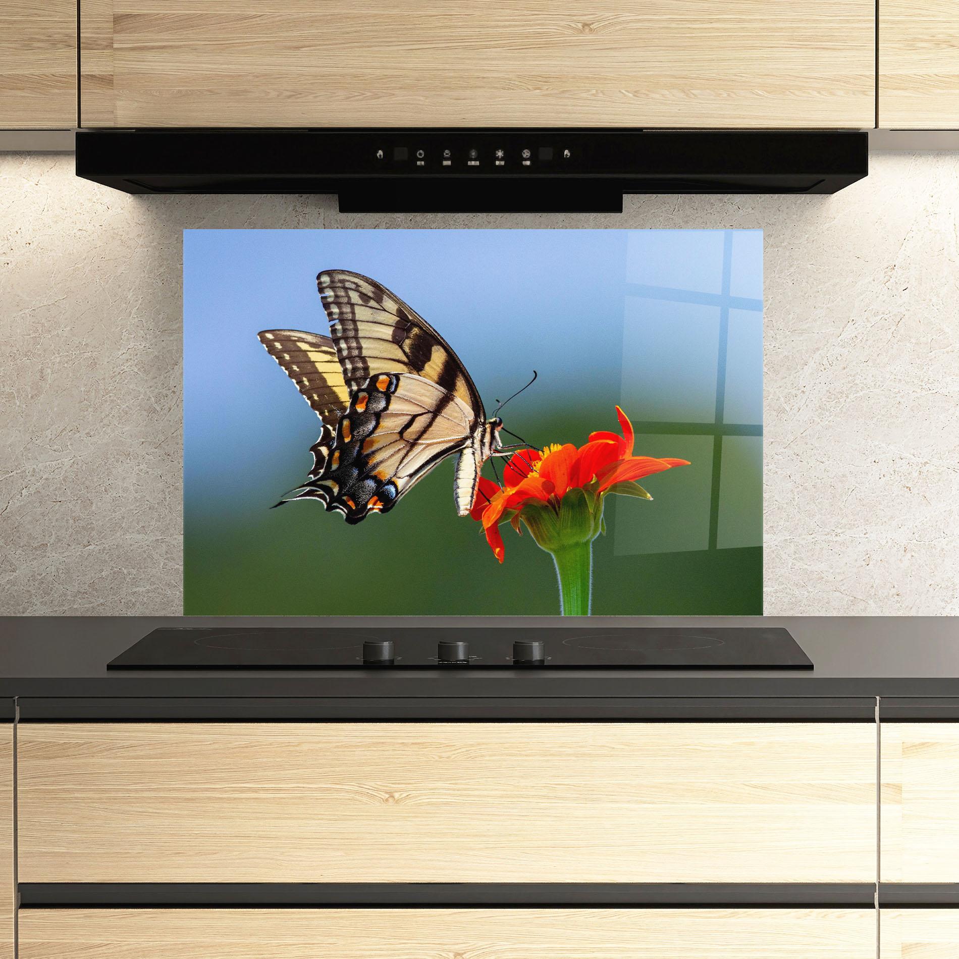 Küchenrückwand Glas Red Flower Wild mockup 3