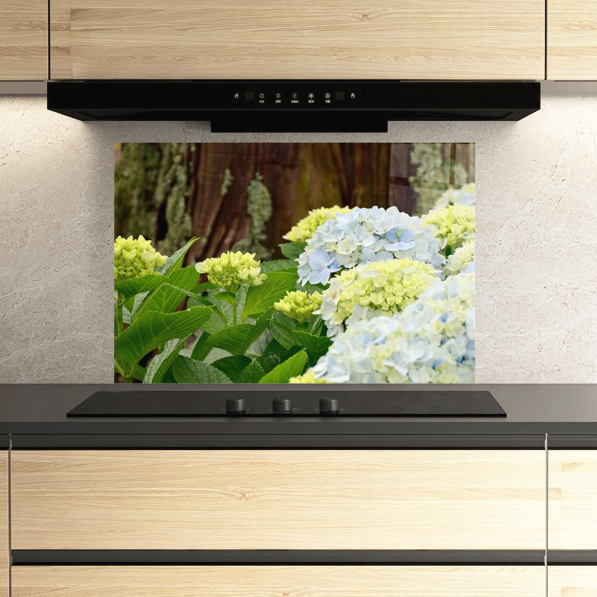 Küchenrückwand Glas Wild Tree Flower mockup 3