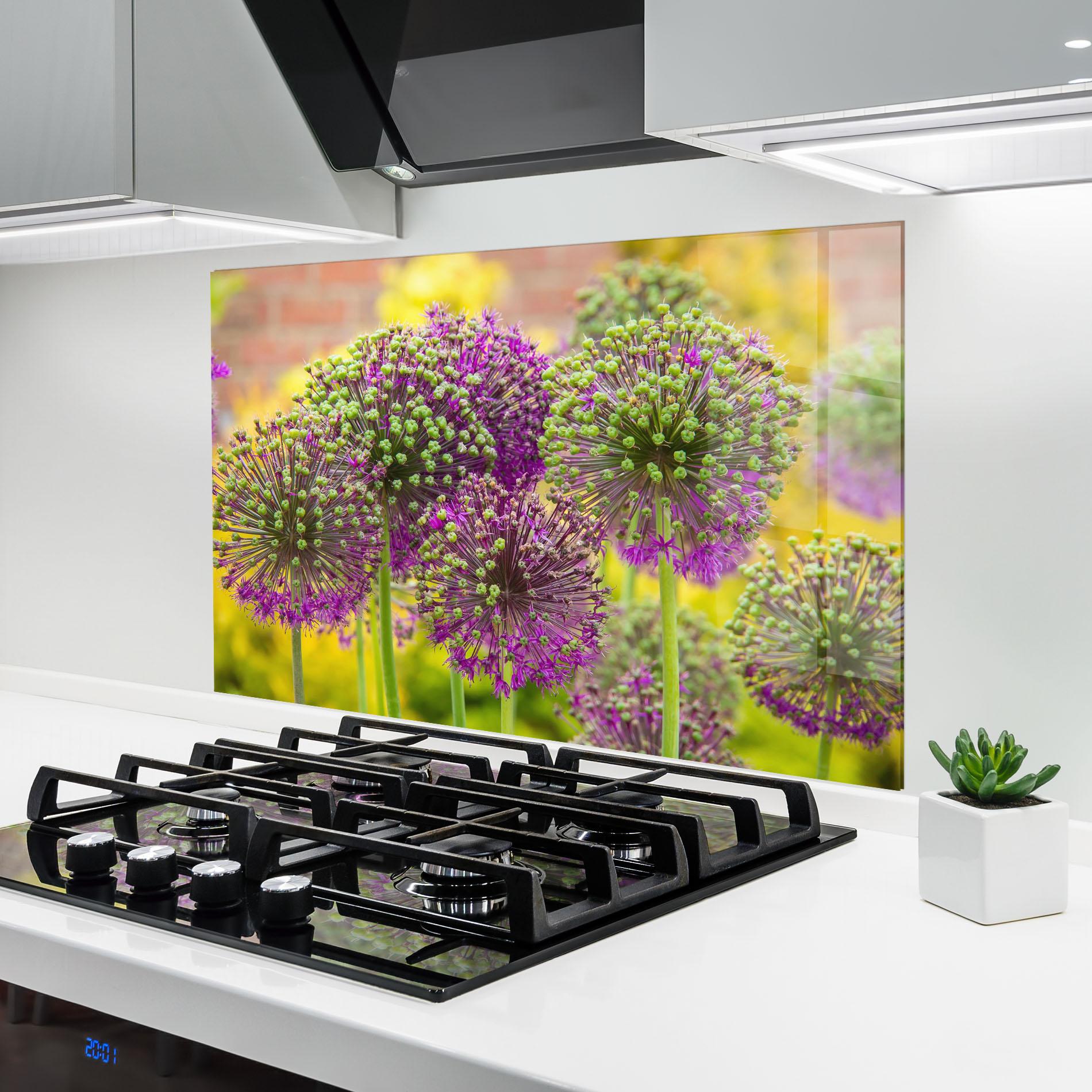 Küchenrückwand Glas Green Purple Garden mockup 6